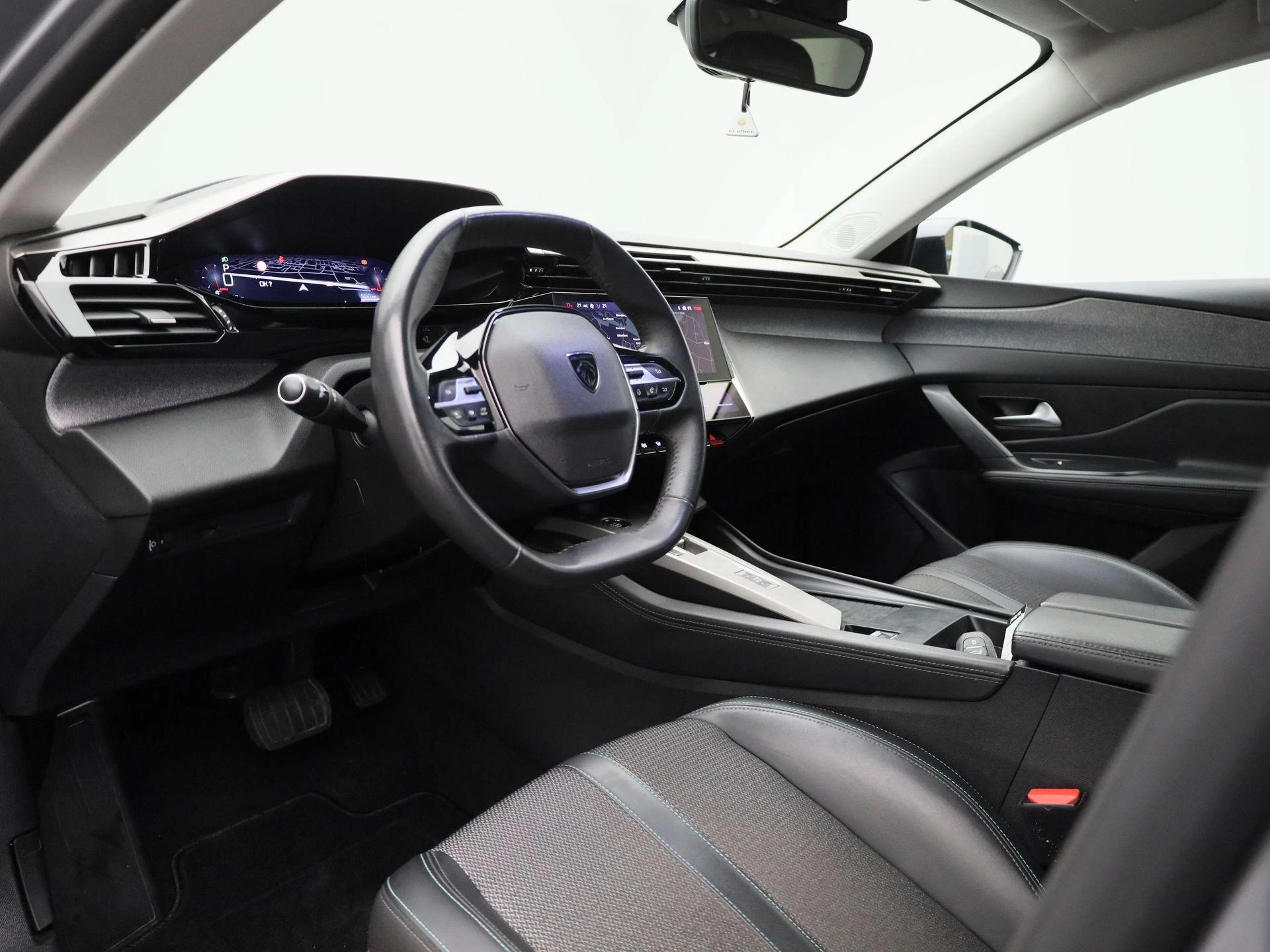 Peugeot-308-image-30