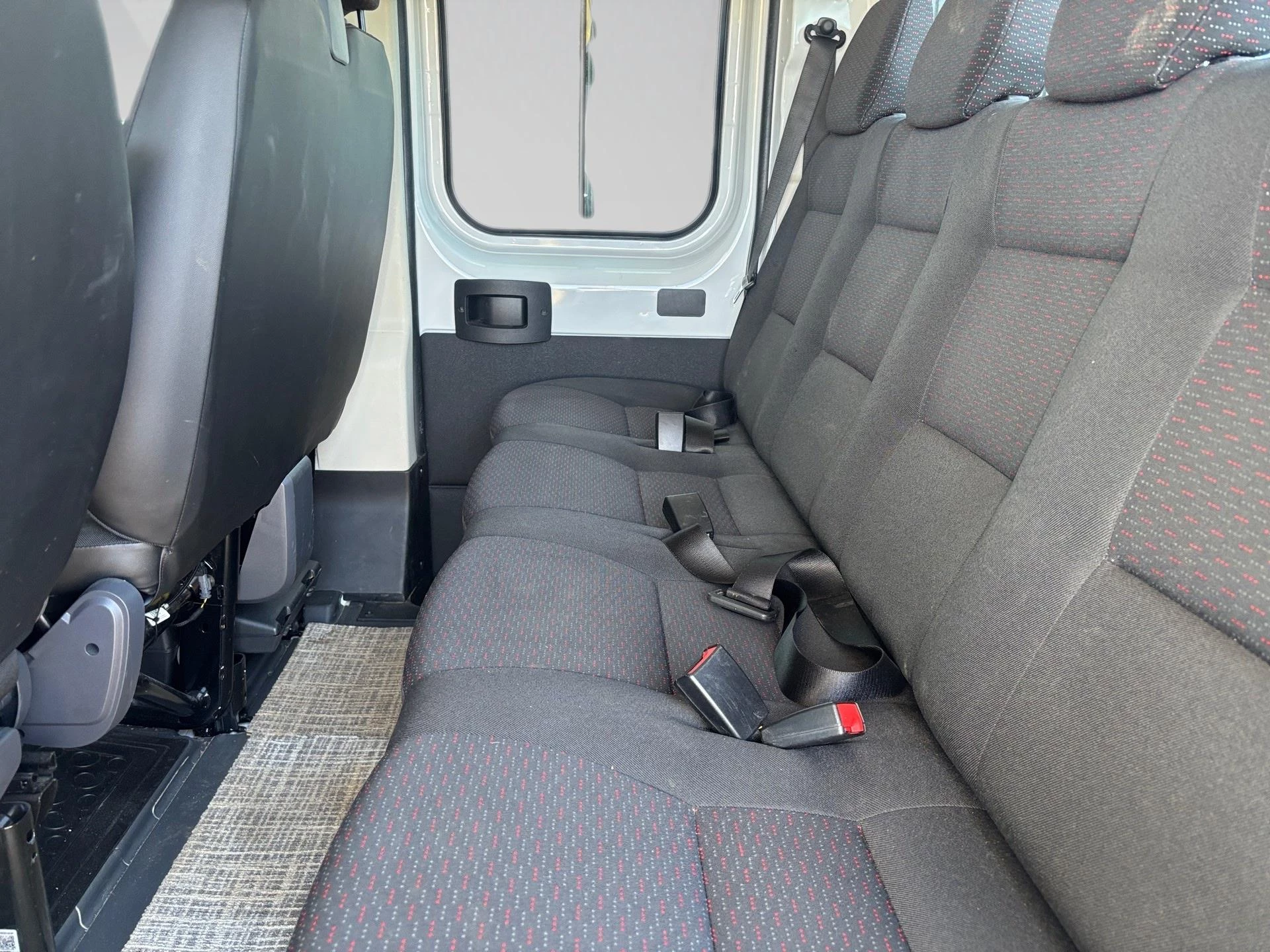 Opel-Movano-image-10