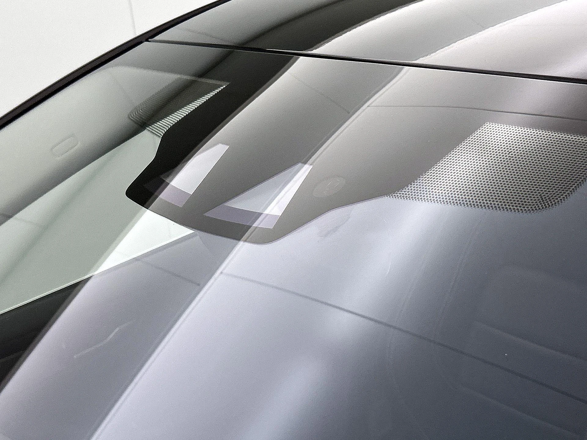 Jaguar-I-PACE-image-29