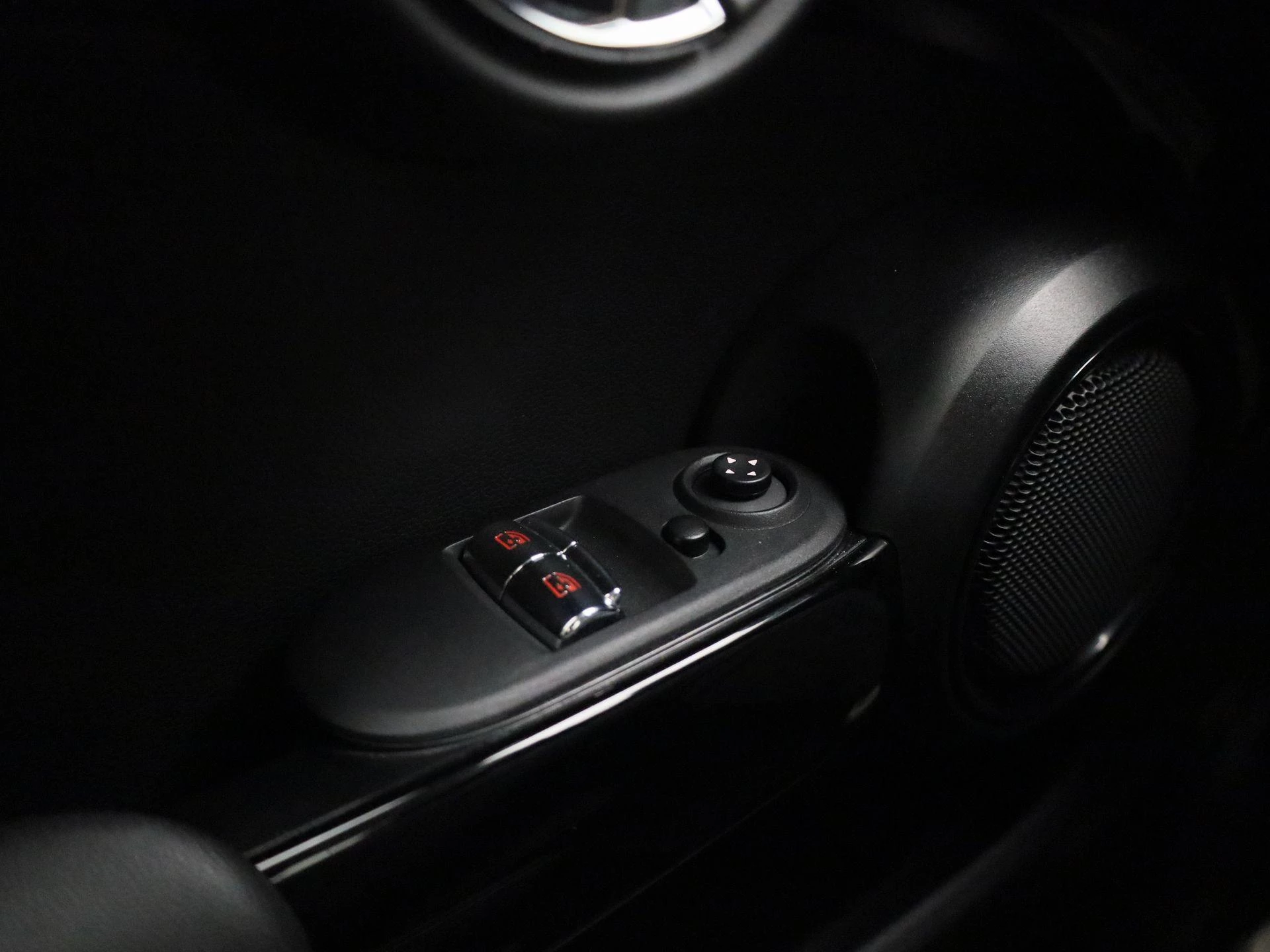 MINI-Electric-image-21