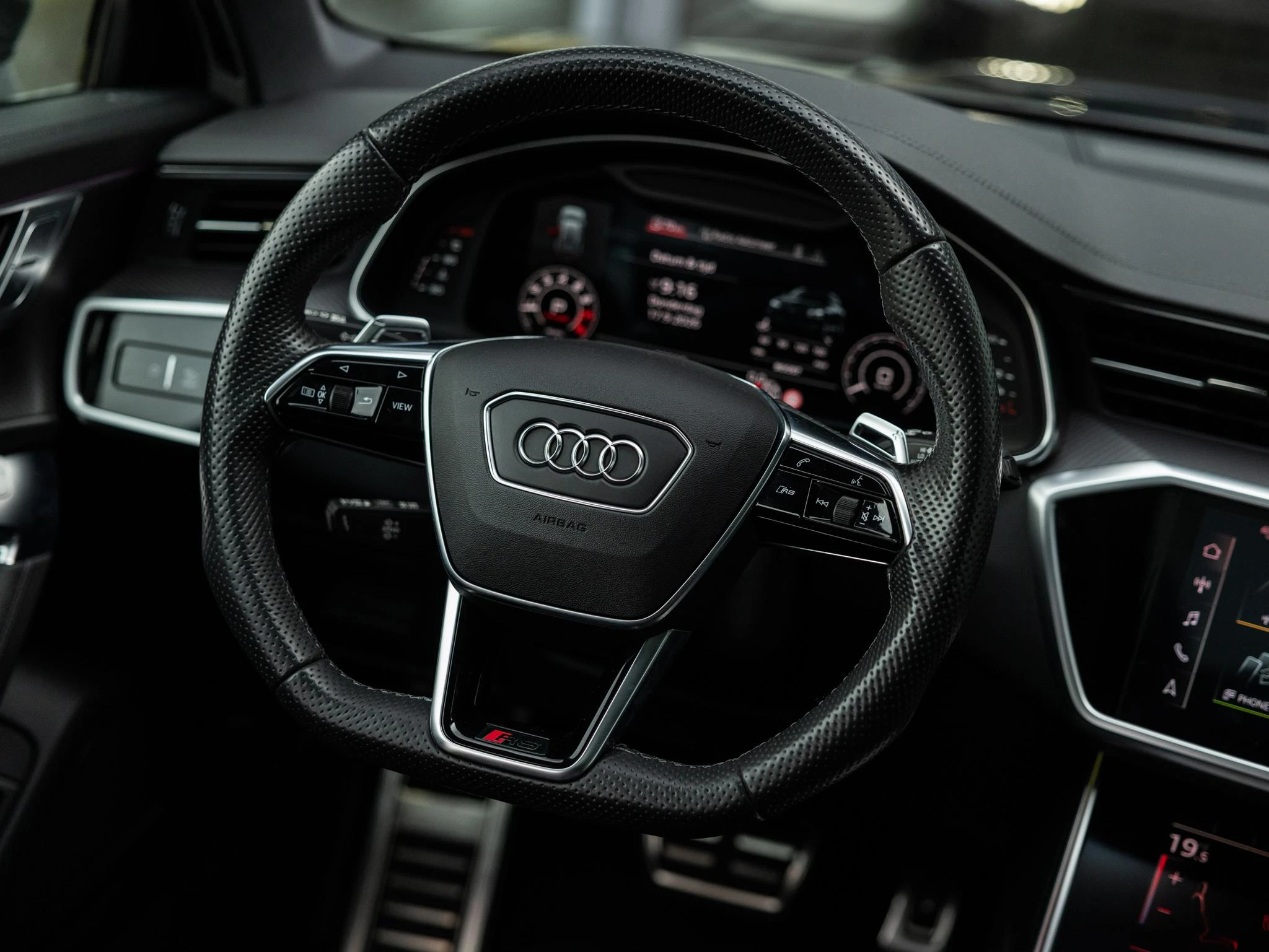 Audi-RS6-image-37