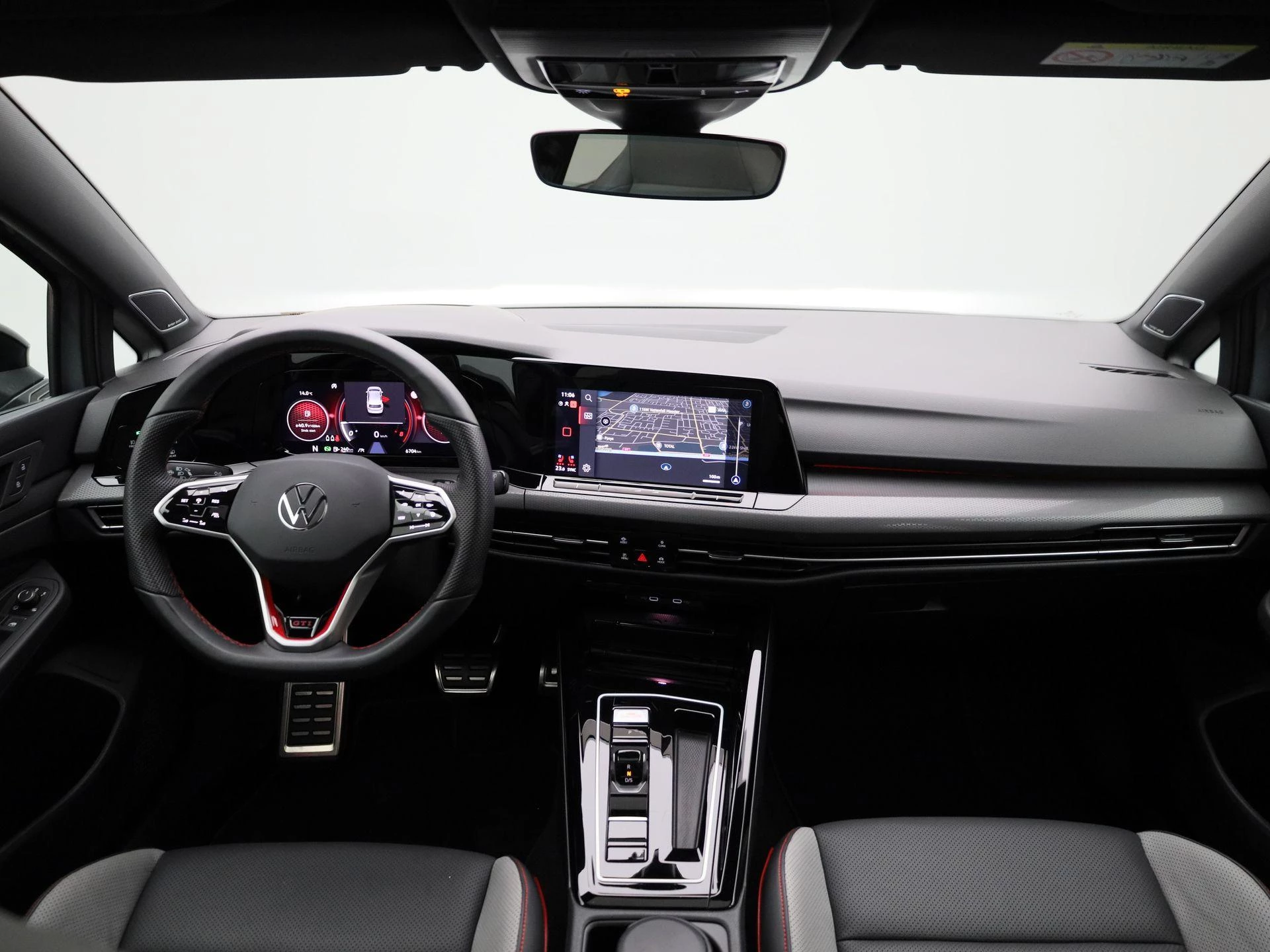 Volkswagen-Golf-image-42