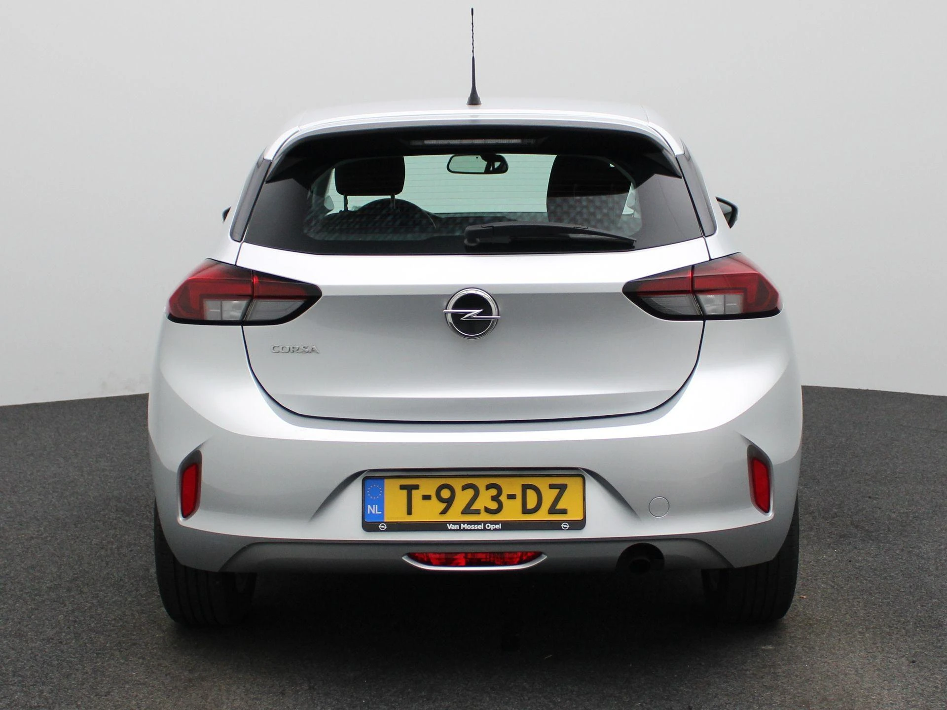 Opel-Corsa-image-6