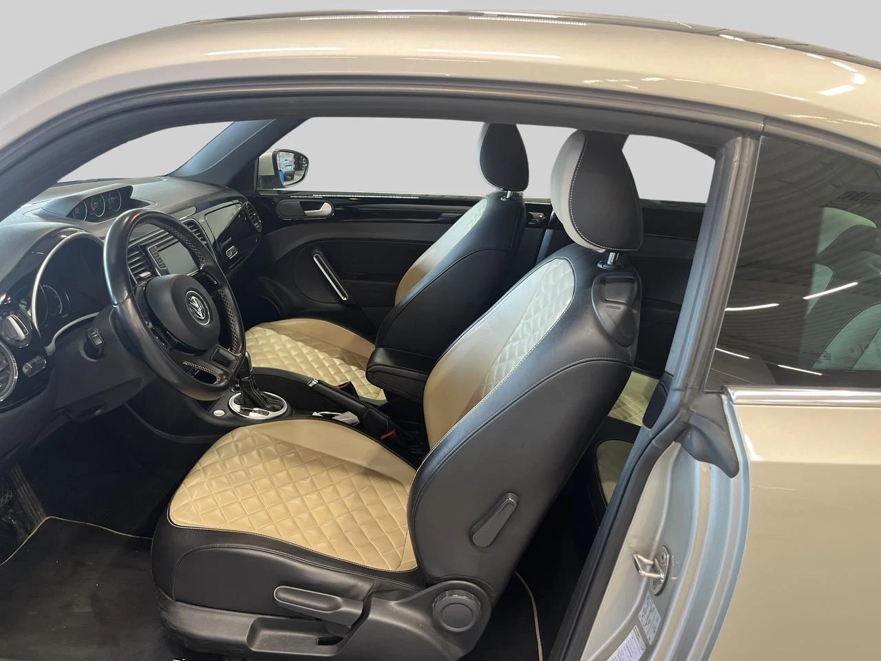 Volkswagen Beetle 1.4 TSi BMT Design DSG