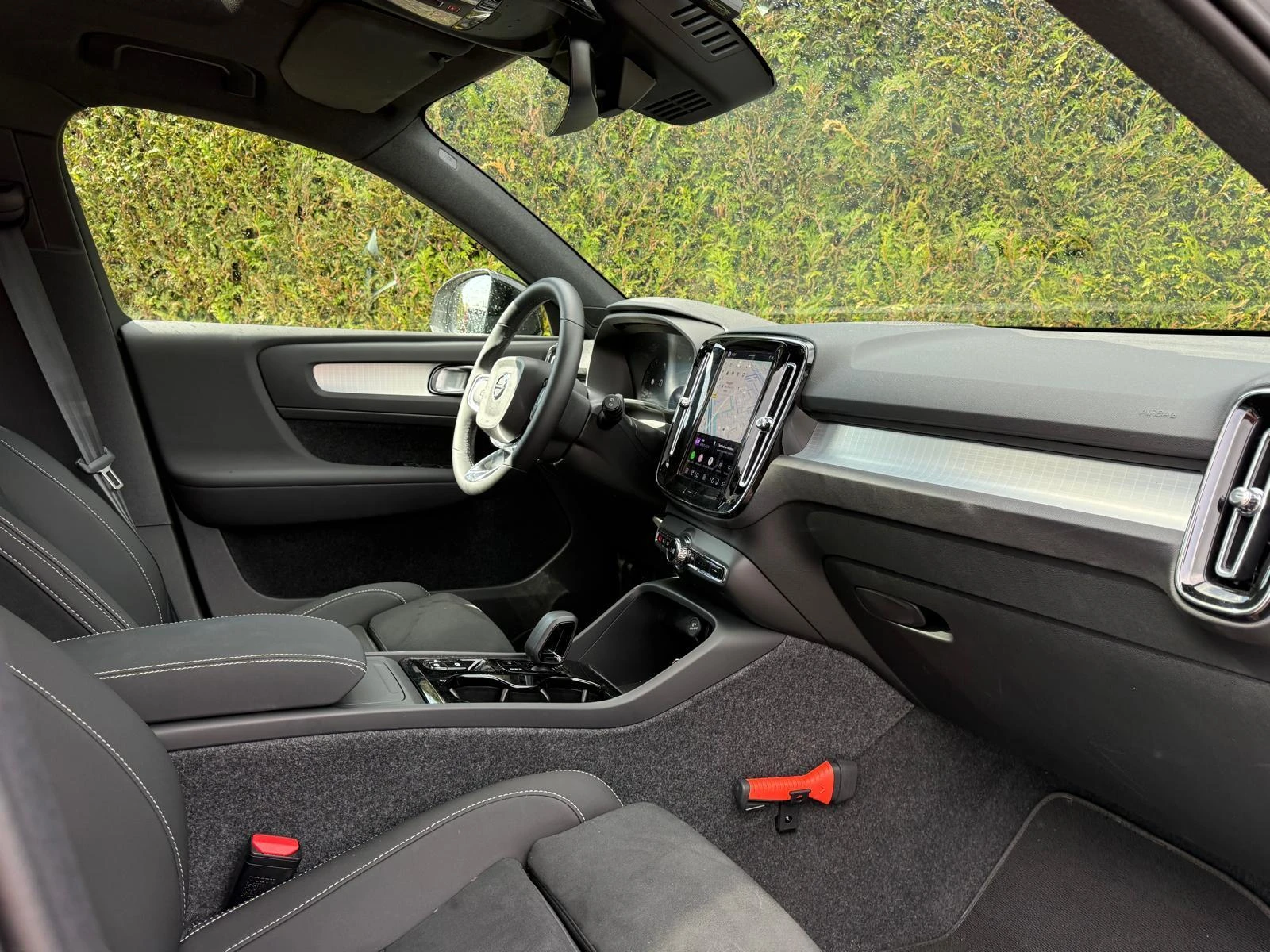 Volvo-XC40-image-2