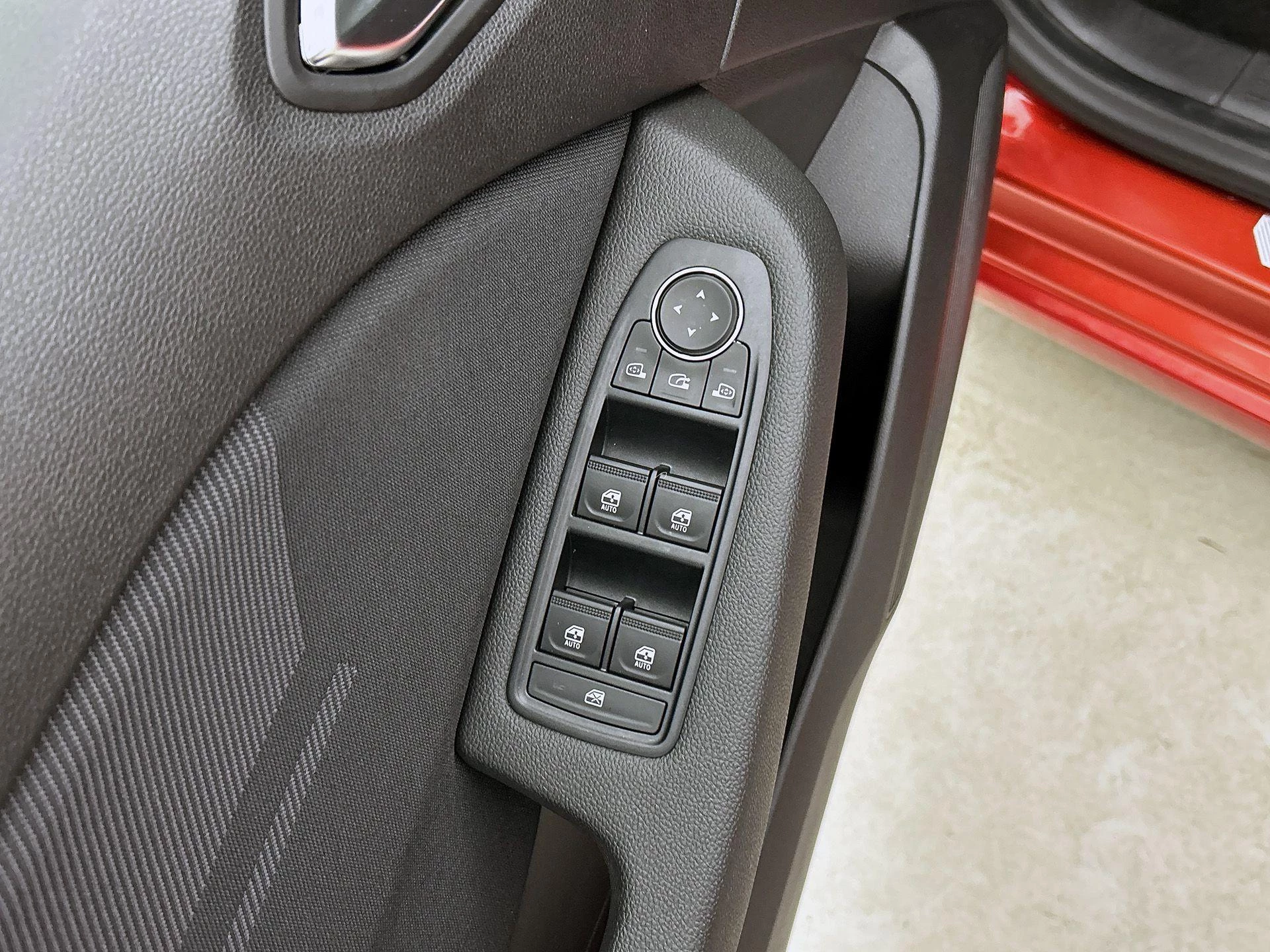 Renault-Clio-image-36