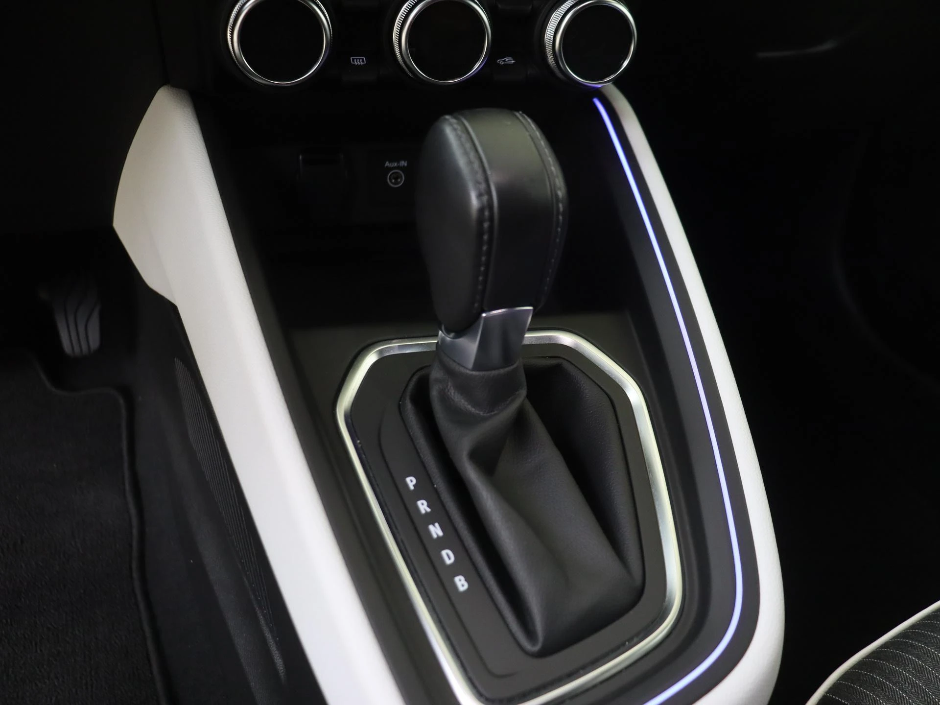 Renault-Clio-image-13