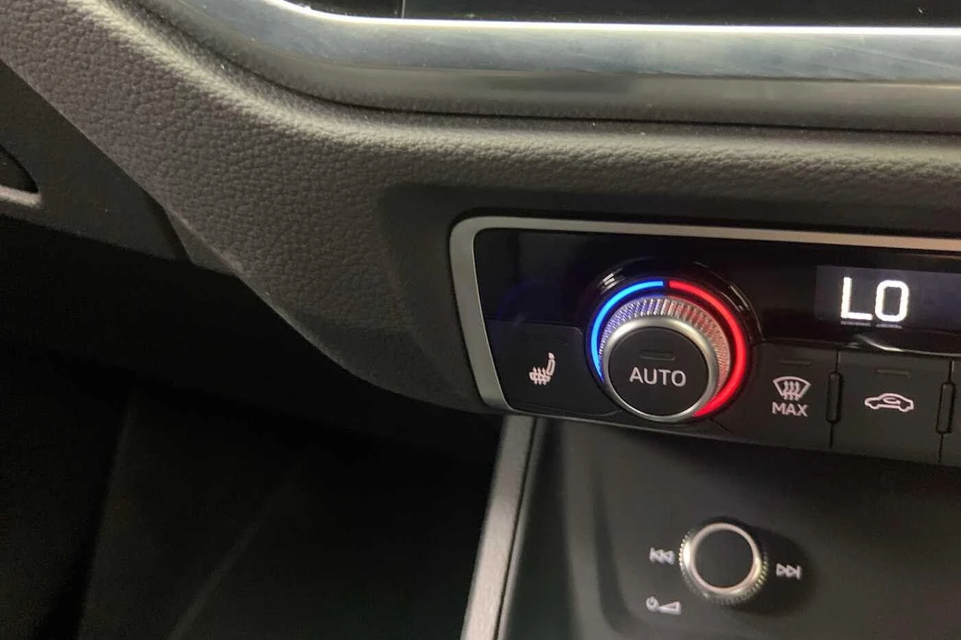 Audi-Q3-image-18