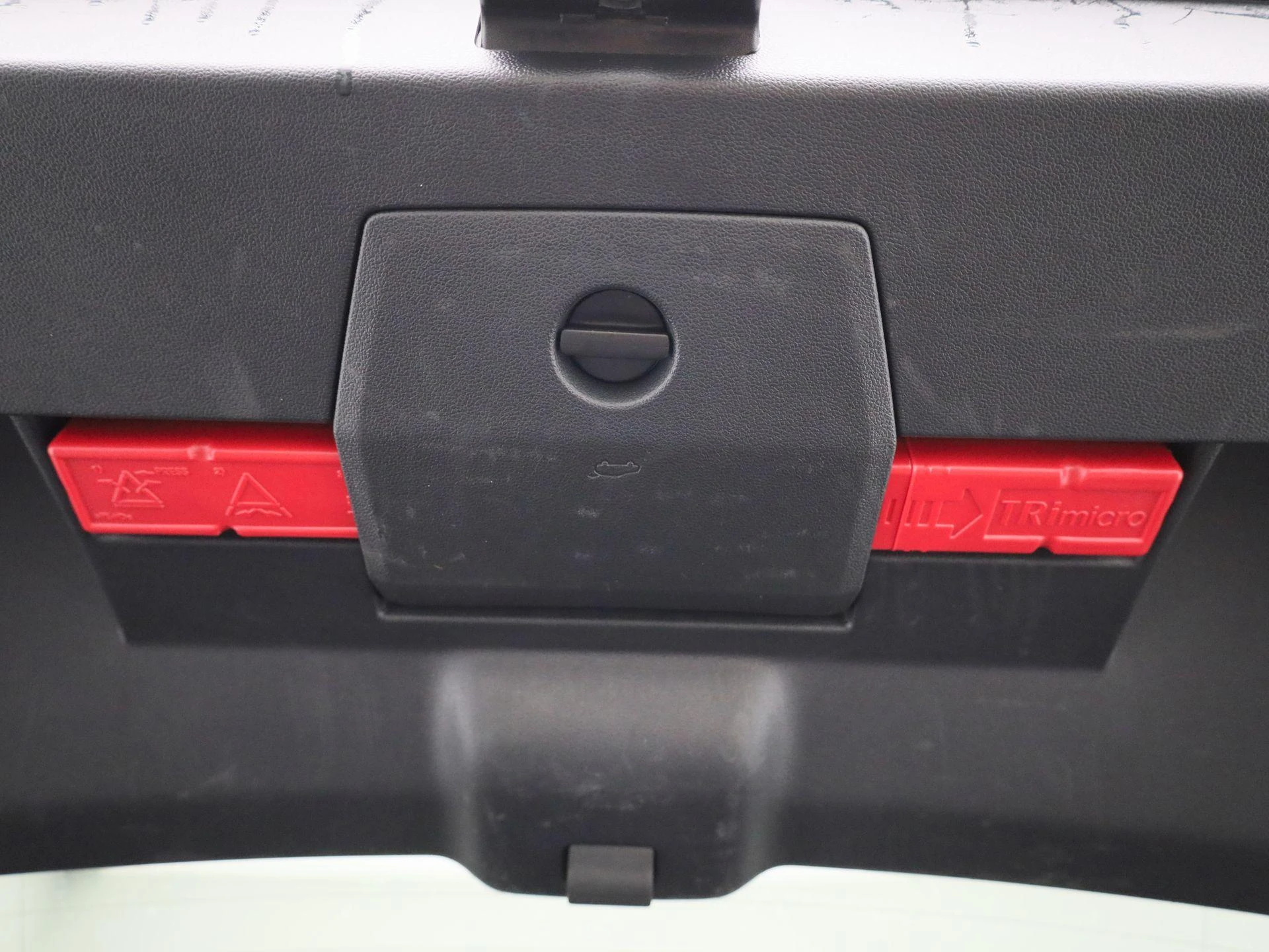 Volkswagen-Polo-image-11