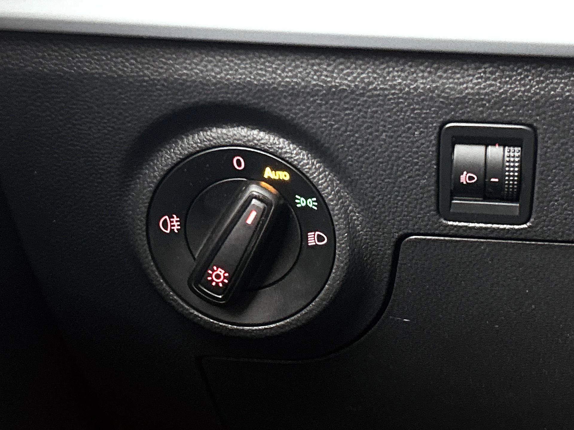 SEAT-Ibiza-image-18