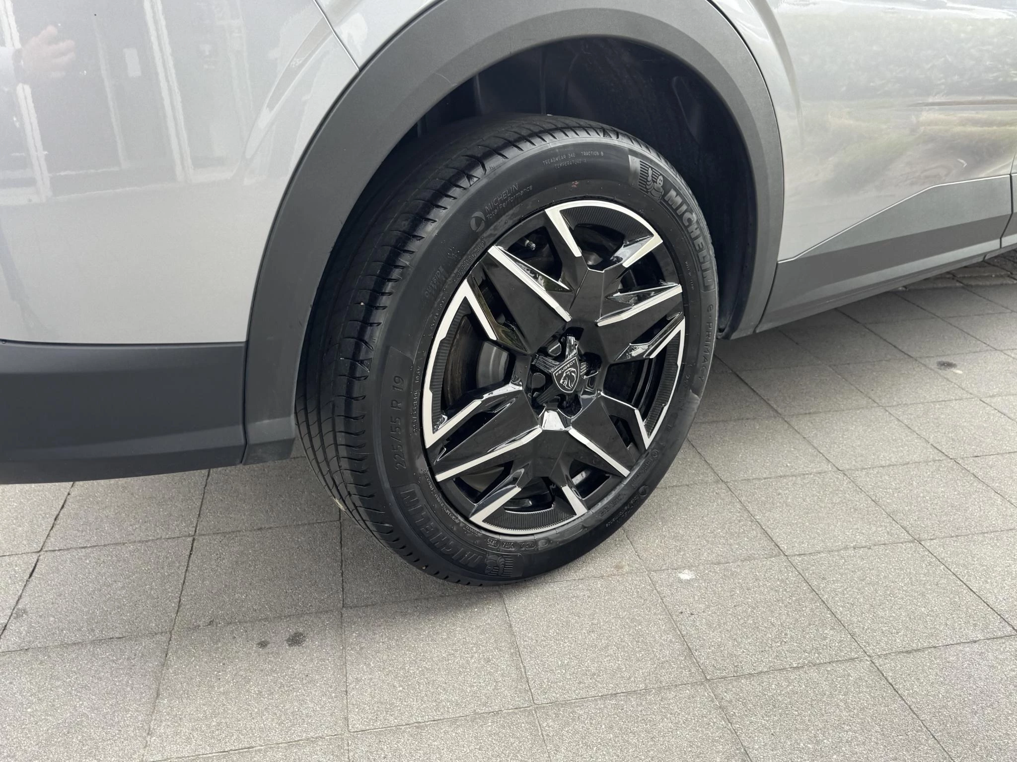 Peugeot-5008-image-12