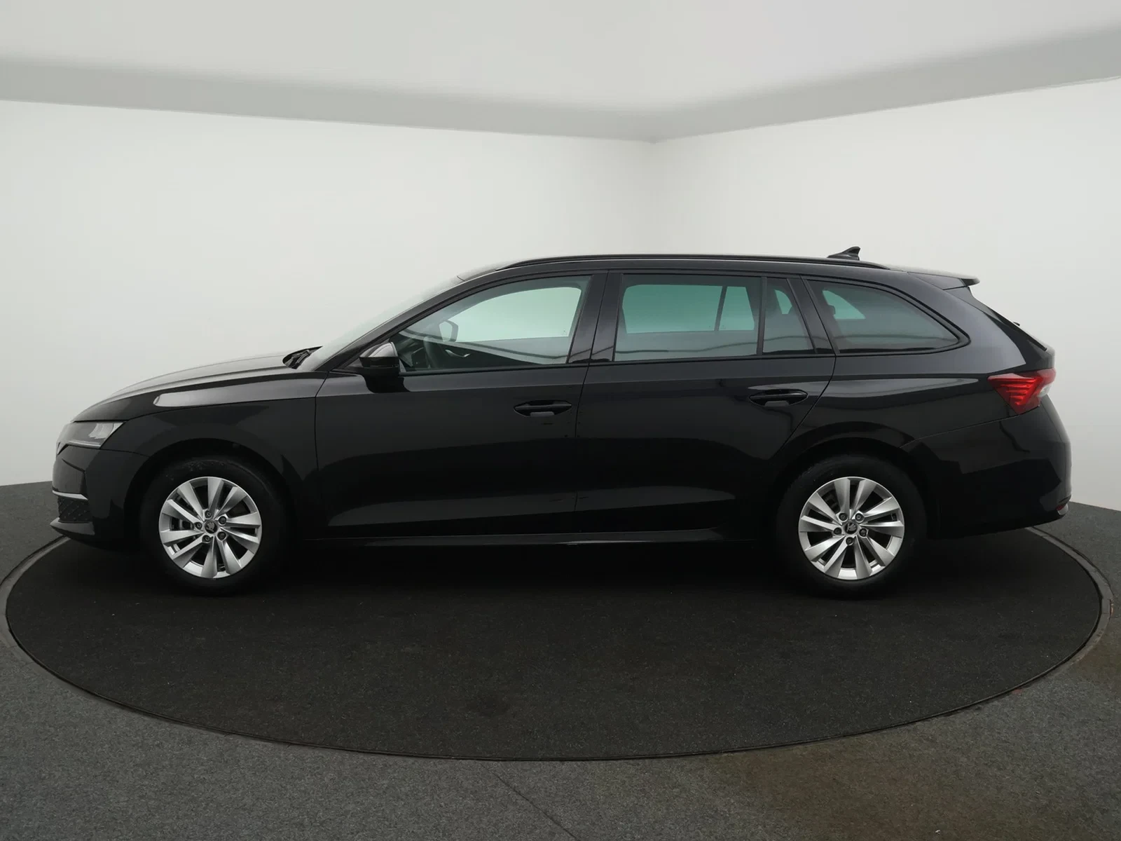 Škoda Octavia Combi Octavia Combi 1.5TSI eTec MHEV 150PK *AUTOMAAT*VIRTUAL COCKPIT*CAMERA*CRUISE*PDC*APP-CONNECT*...*