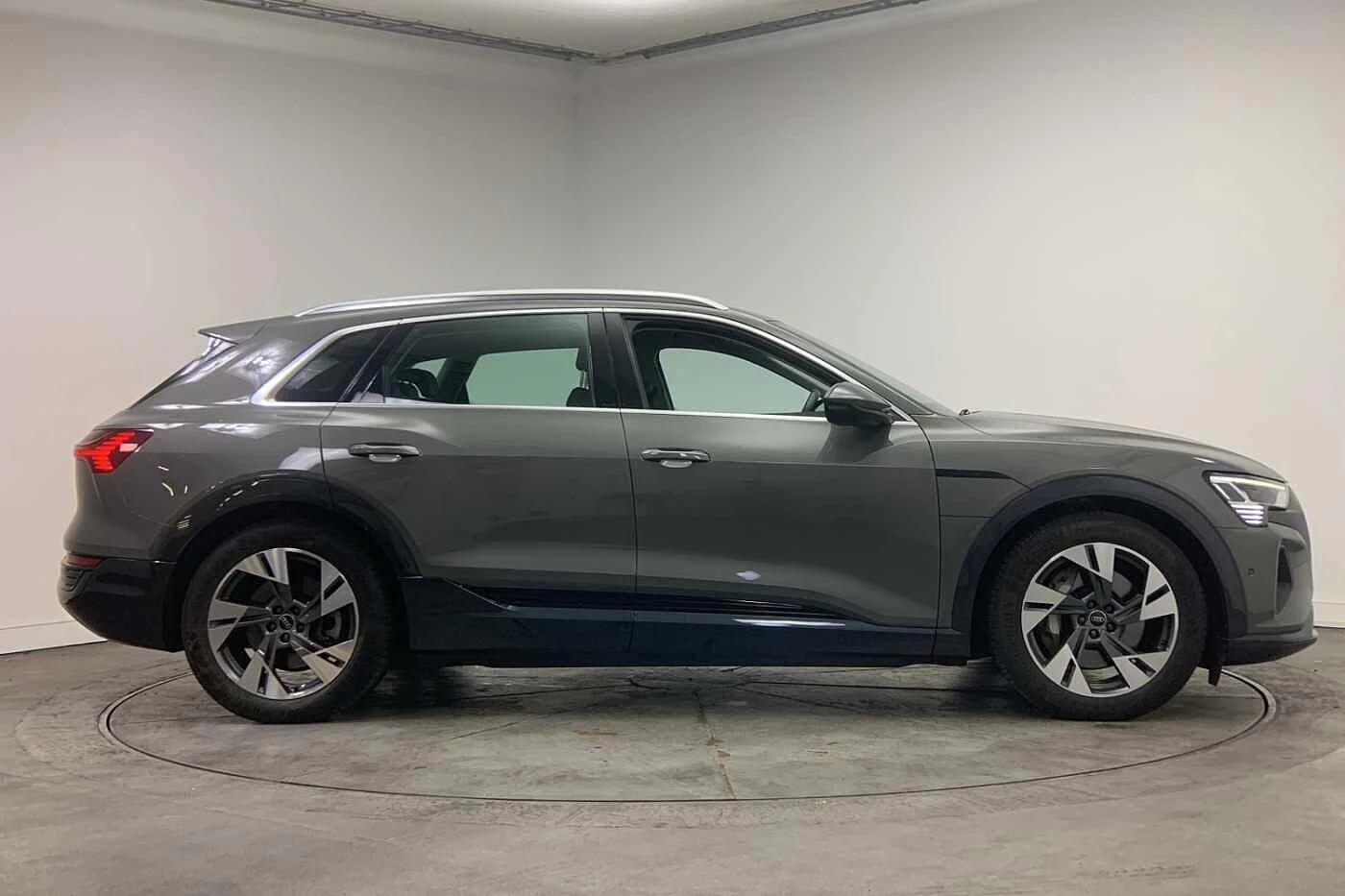 Audi-Q8-image-3