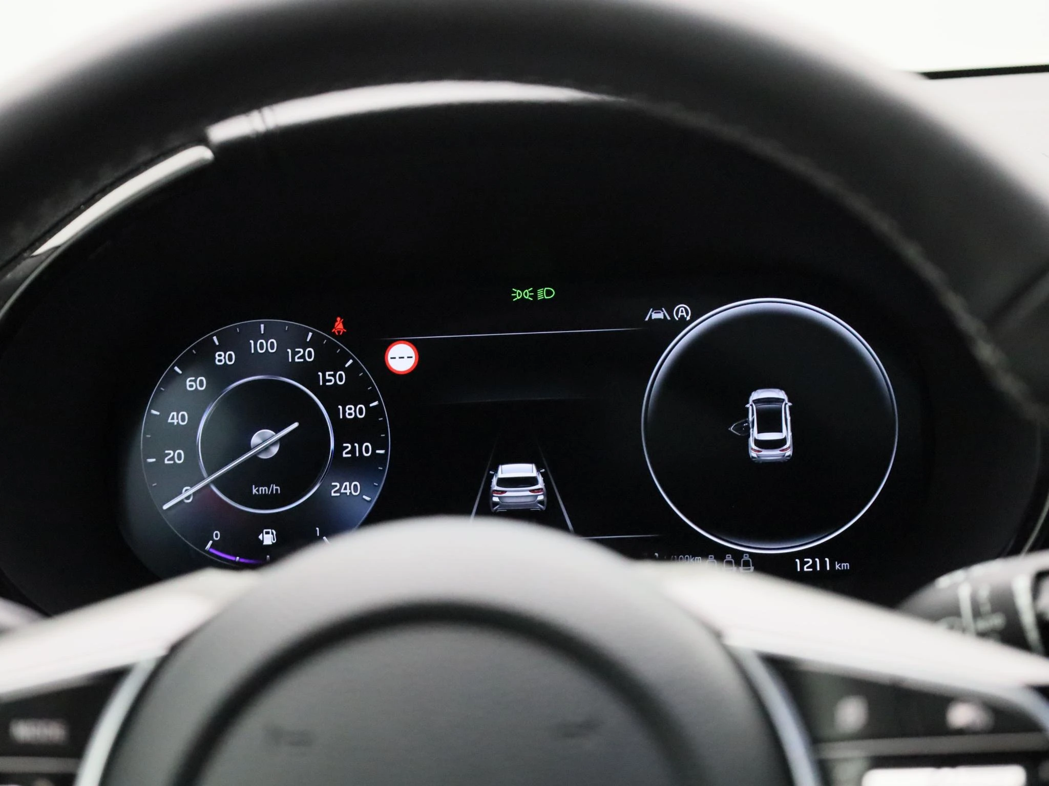 Kia Ceed - 8