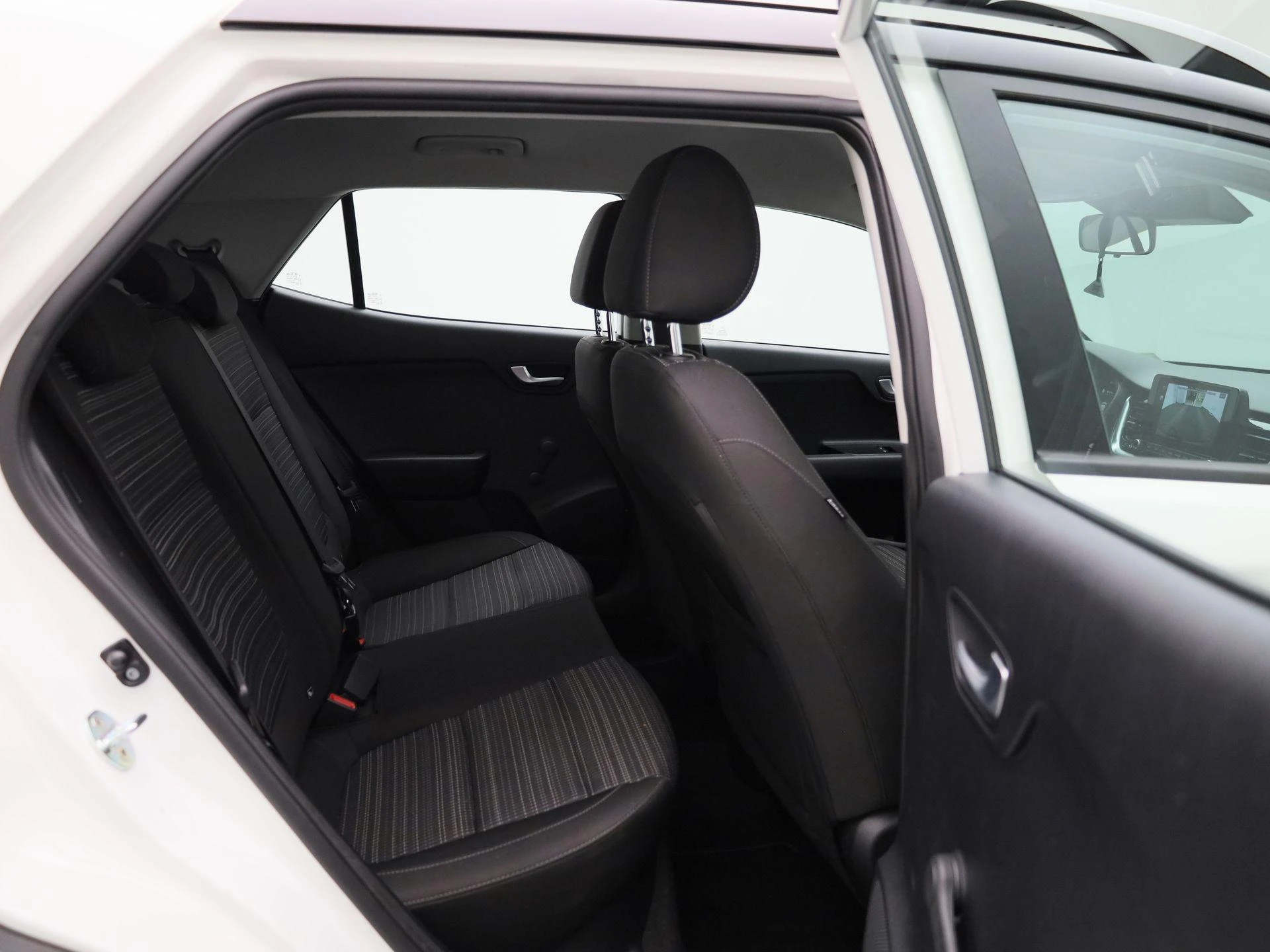 Kia-Stonic-image-32