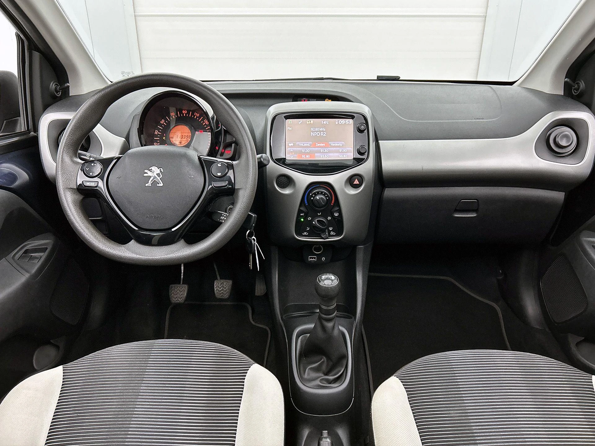 Peugeot-108-image-13