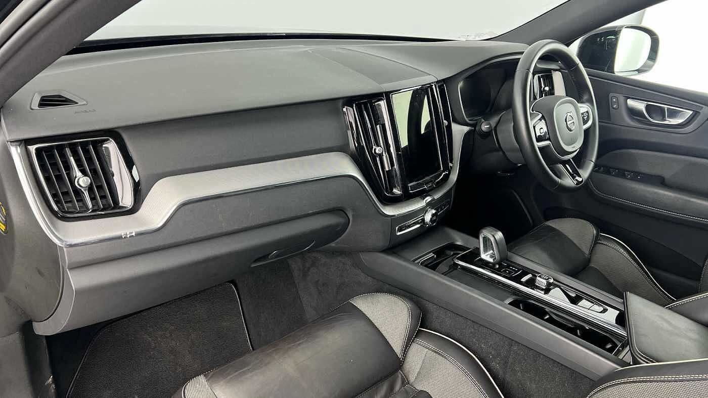 Volvo-XC60-image-4