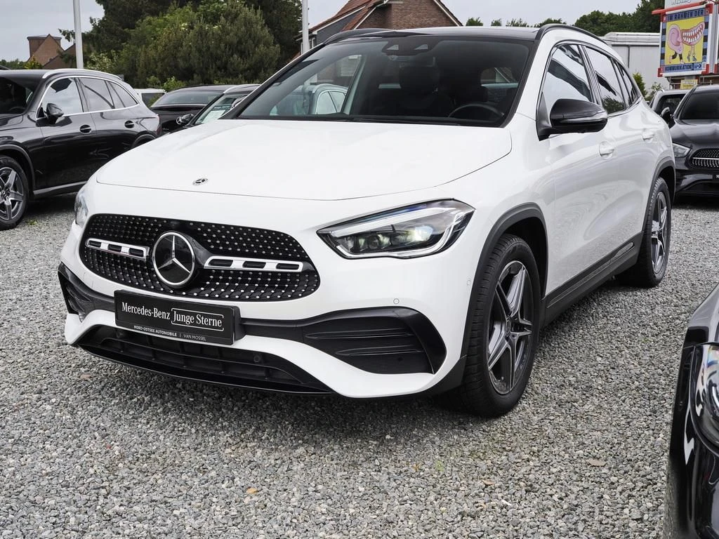 Mercedes-Benz-GLA 220 d-image-7