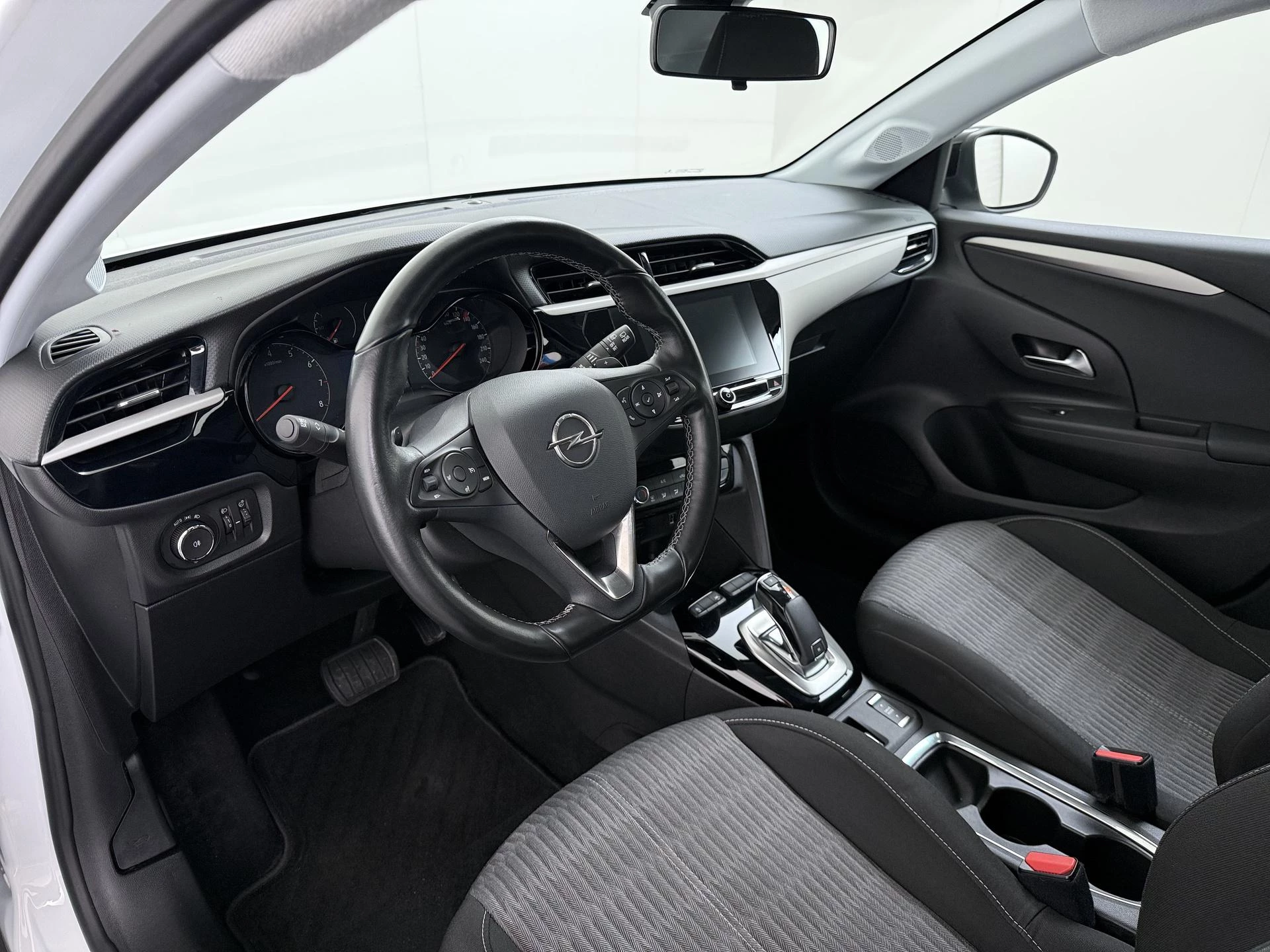 Opel-Corsa-image-13