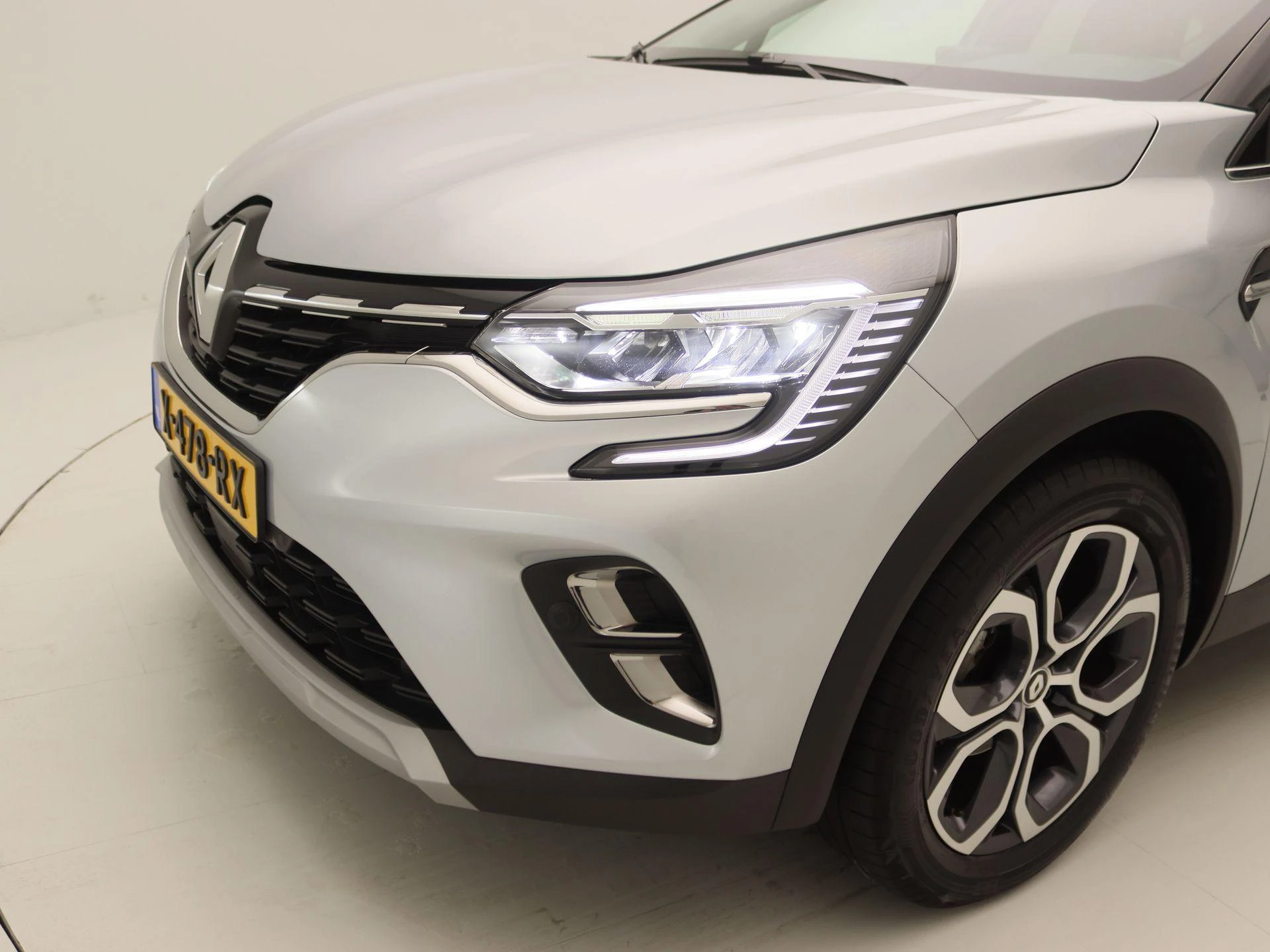 Renault-Captur-image-14