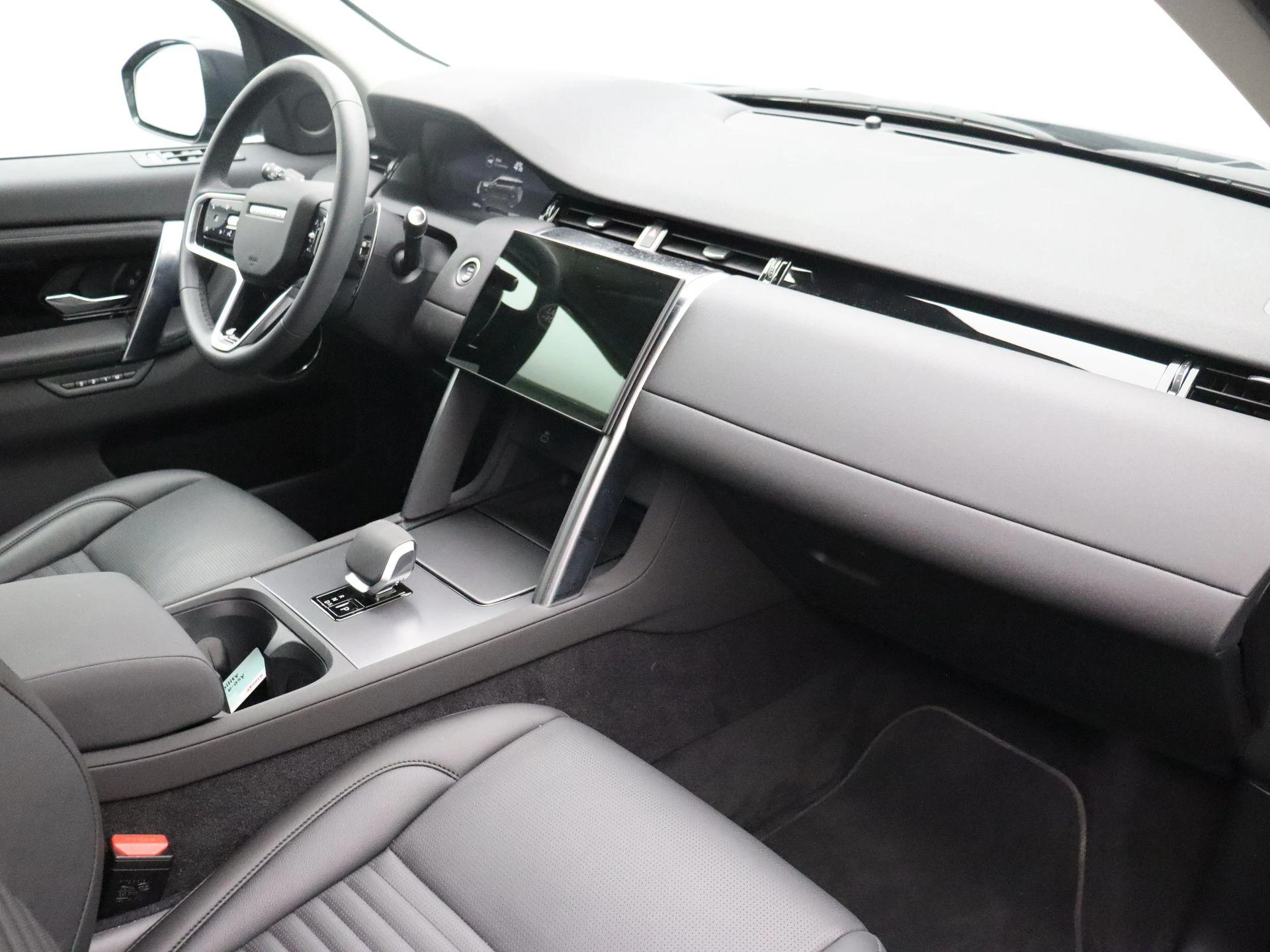 Land Rover-Discovery Sport-image-25