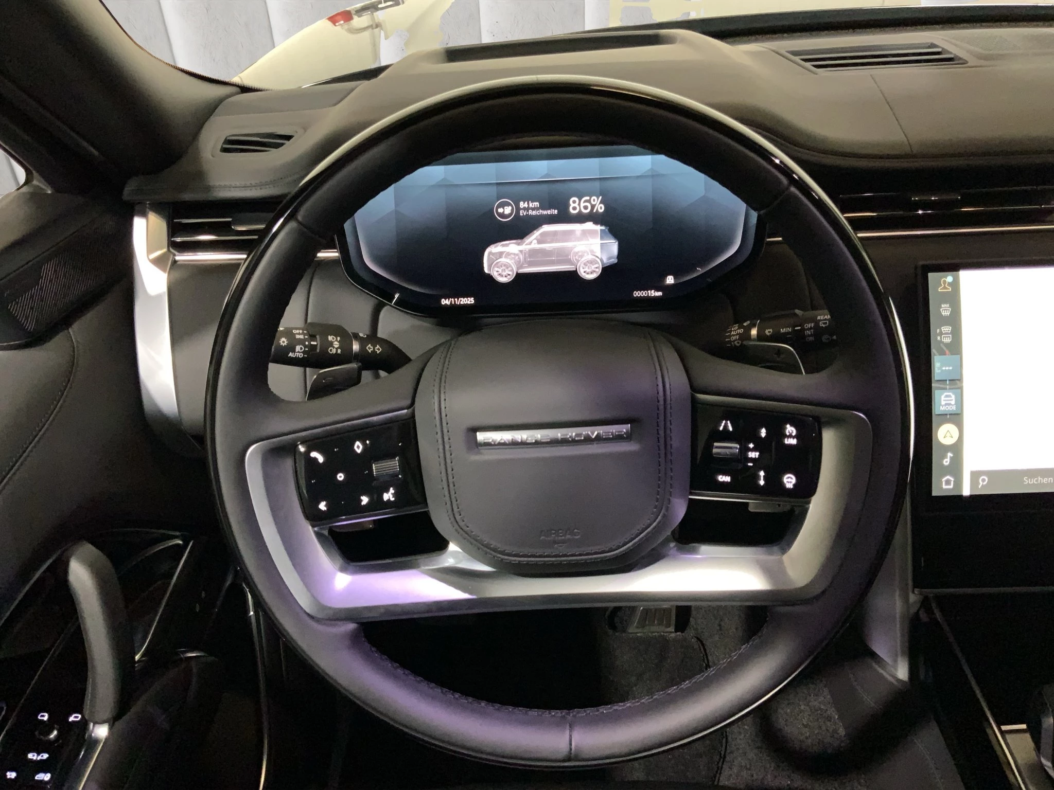 Land Rover-Range Rover-image-12