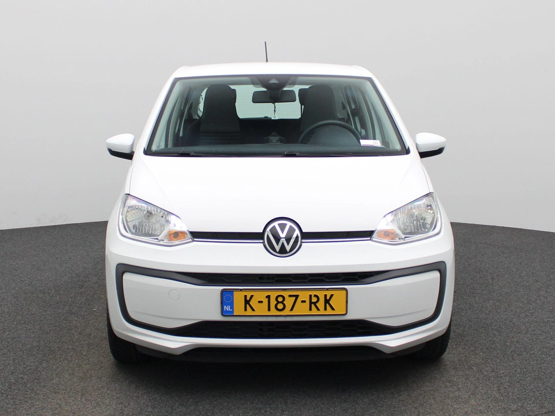 Volkswagen-up!-image-2