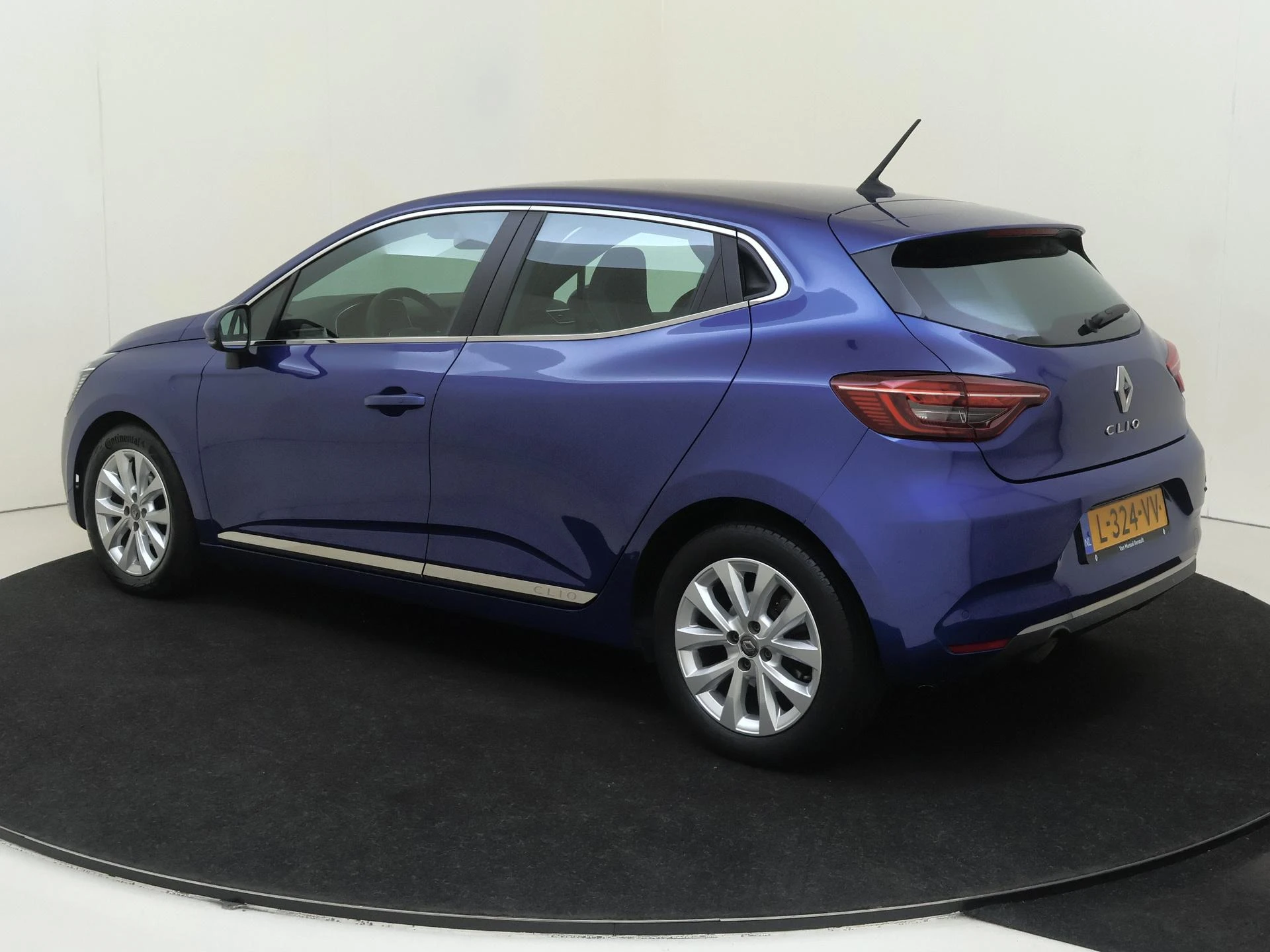Renault-Clio-image-2