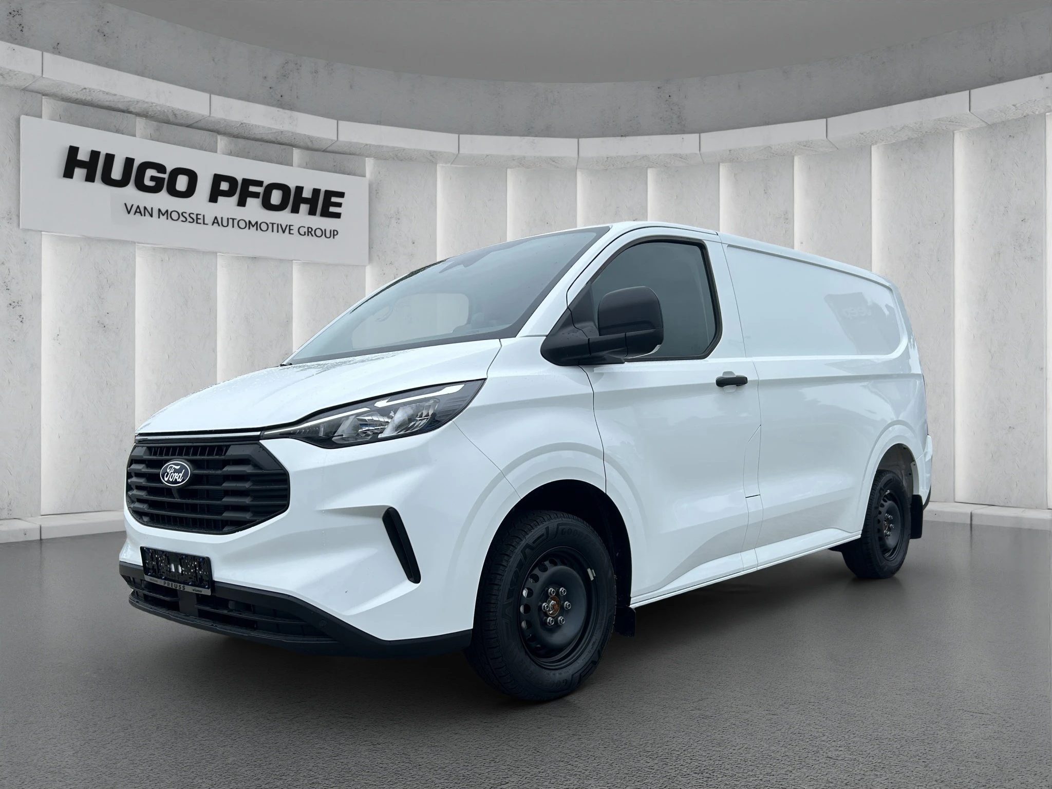 Ford-Transit Custom-image-0