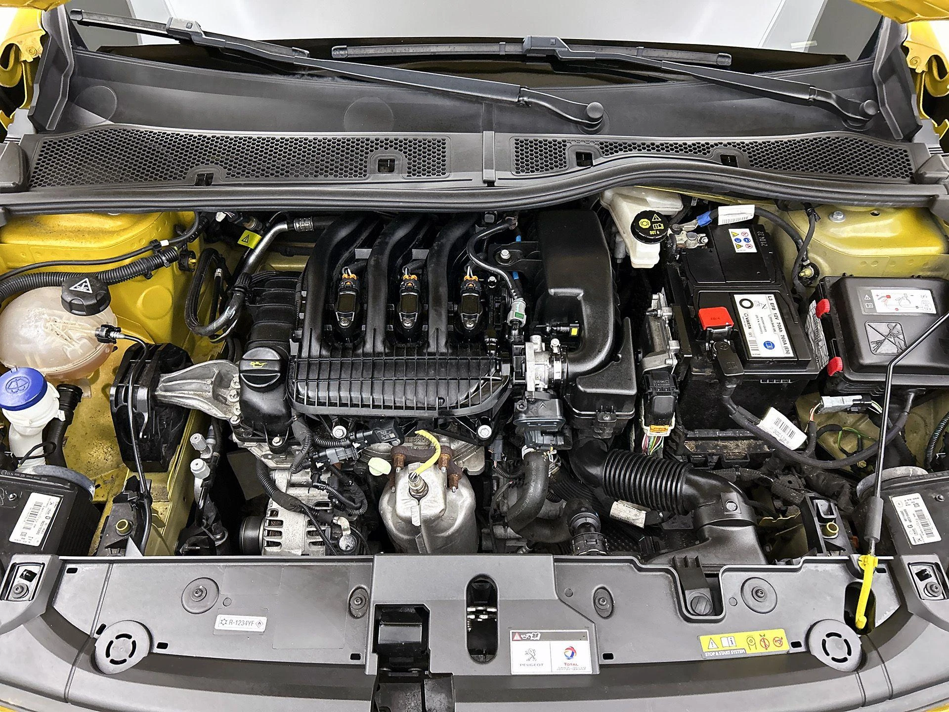 Peugeot-208-image-12