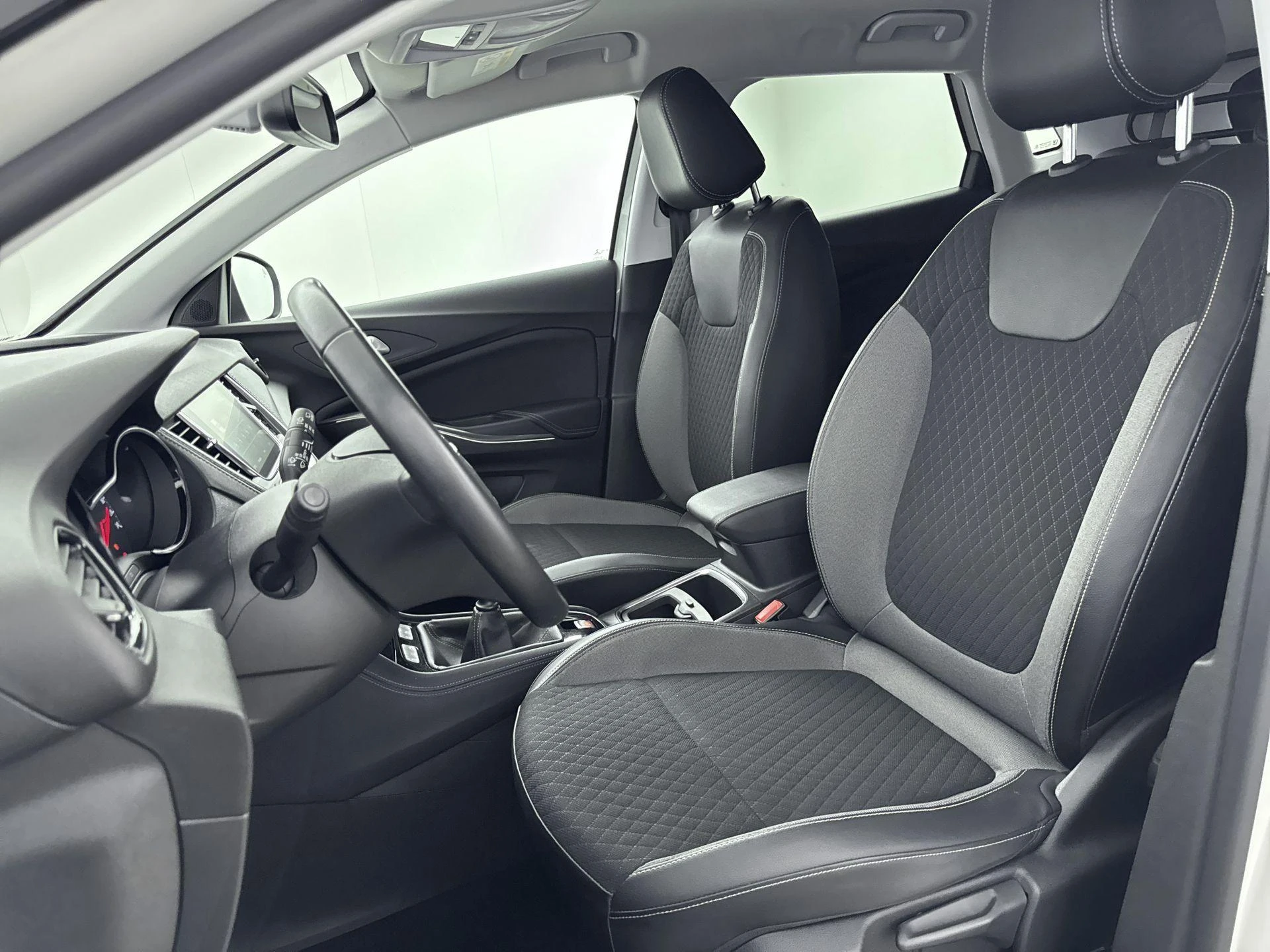 Opel-Grandland X-image-21
