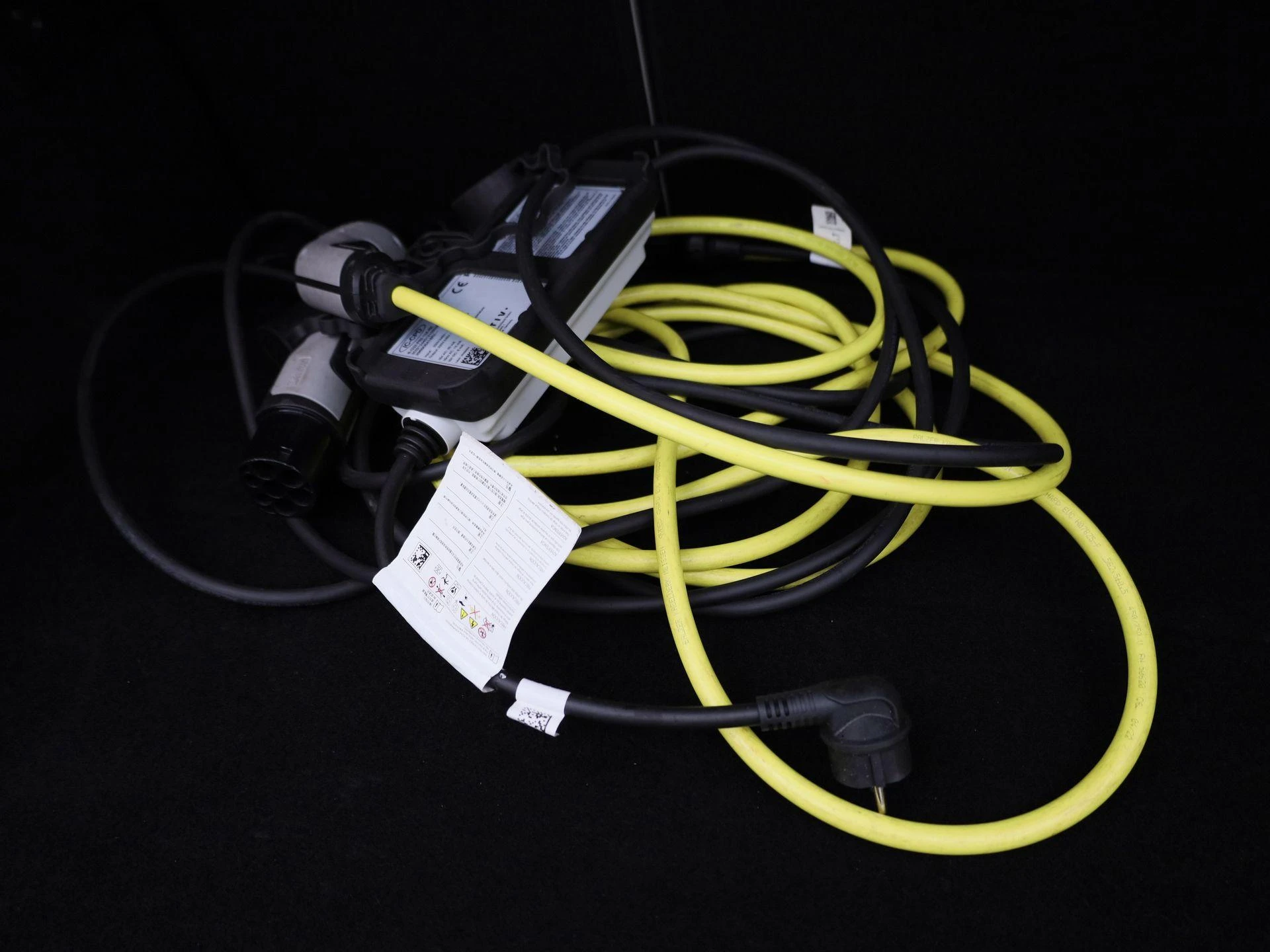 Renault Captur 1.6 E-Tech Plug-in Hybrid Initiale Paris 160PK
