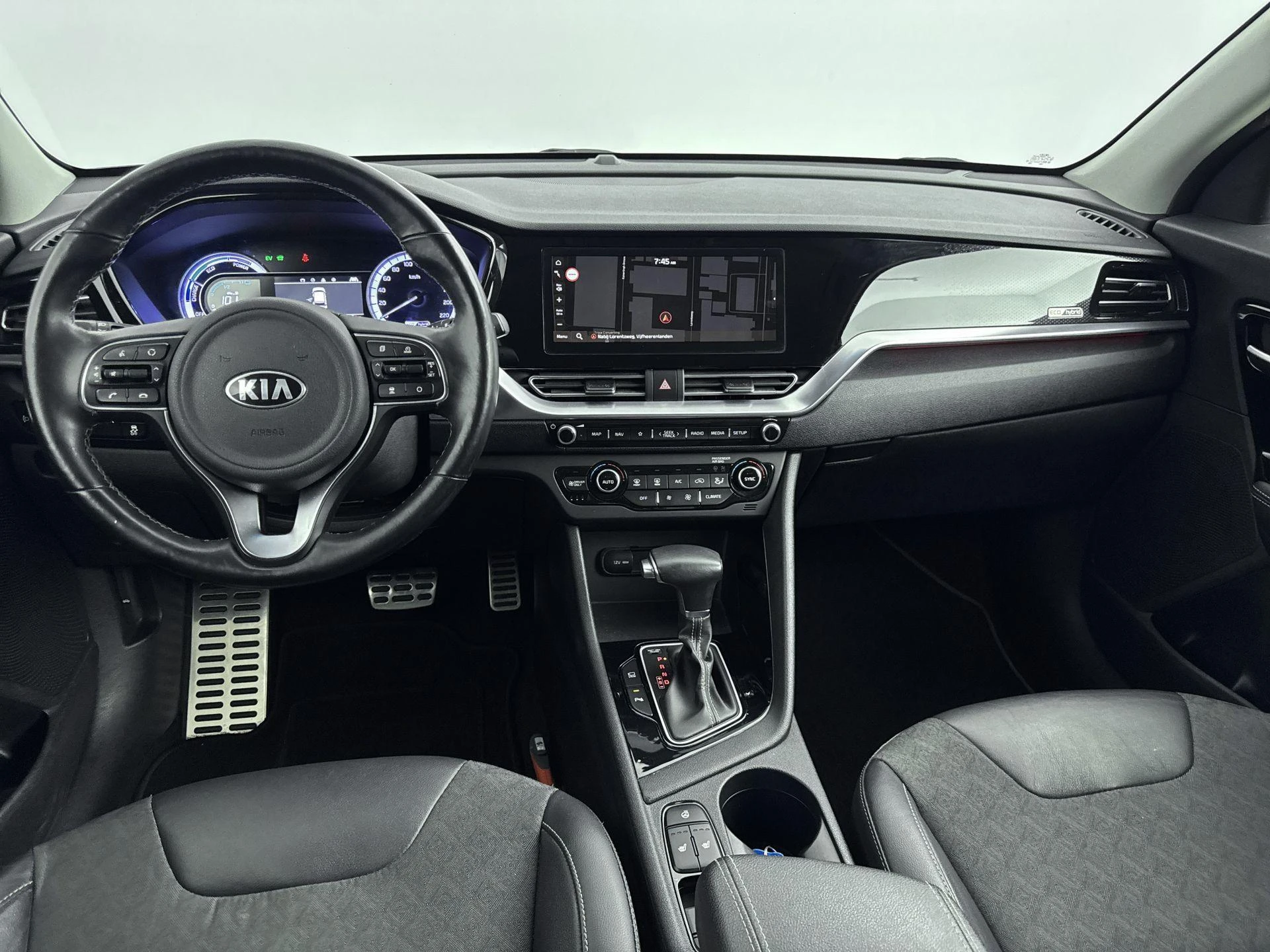 Kia-Niro-image-17
