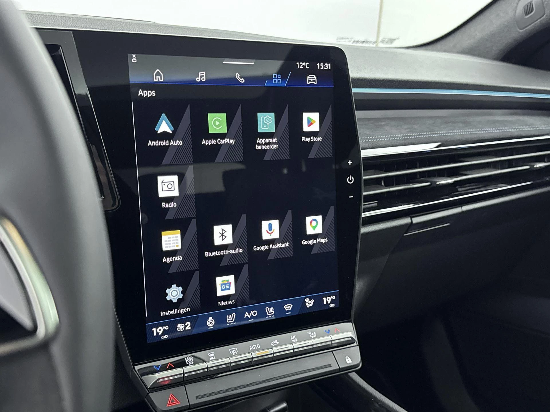 Renault-Austral-image-11