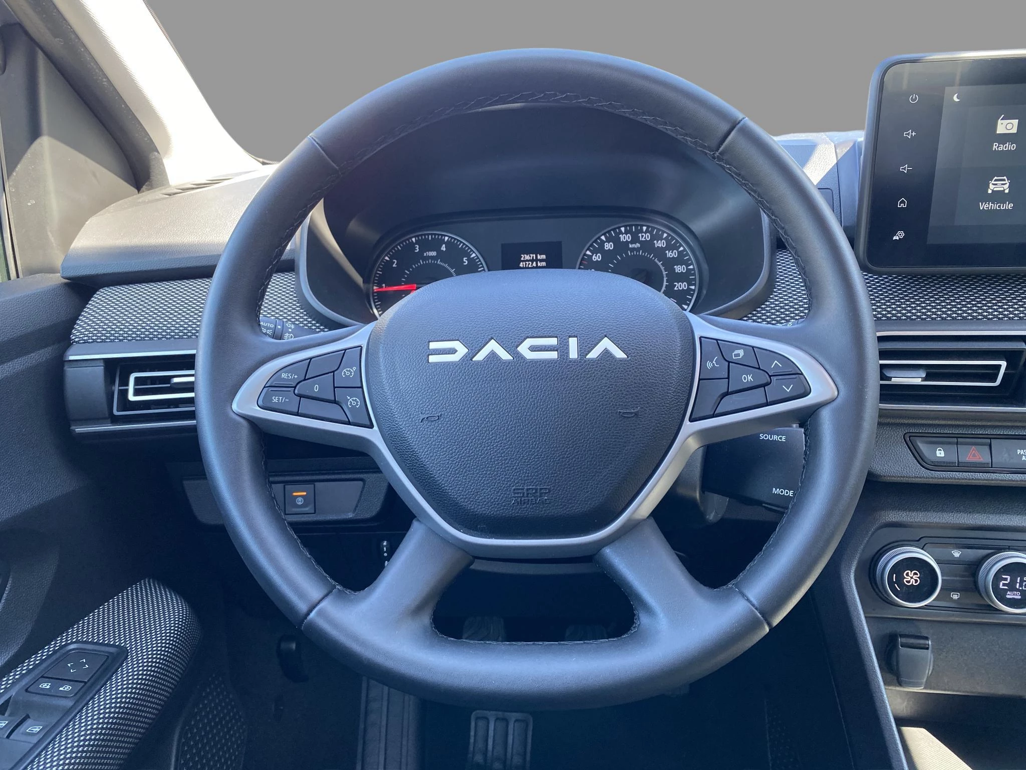 Dacia-Sandero-image-11