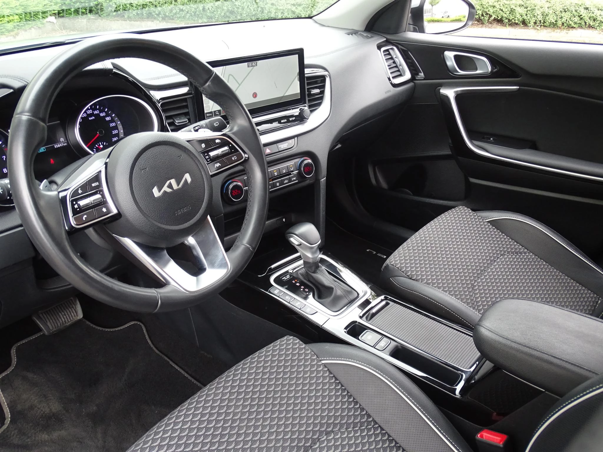 Kia-cee'd-image-11