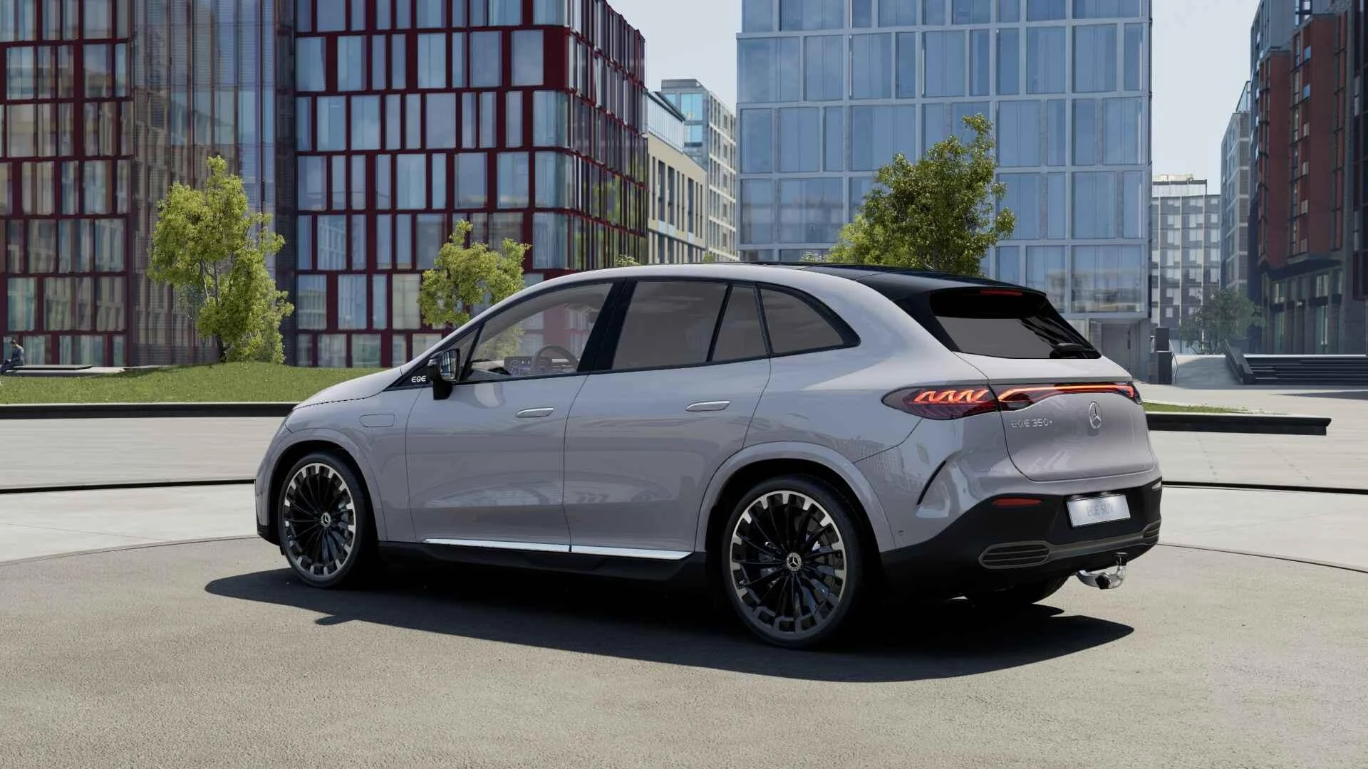 Mercedes-Benz-EQE-image-2