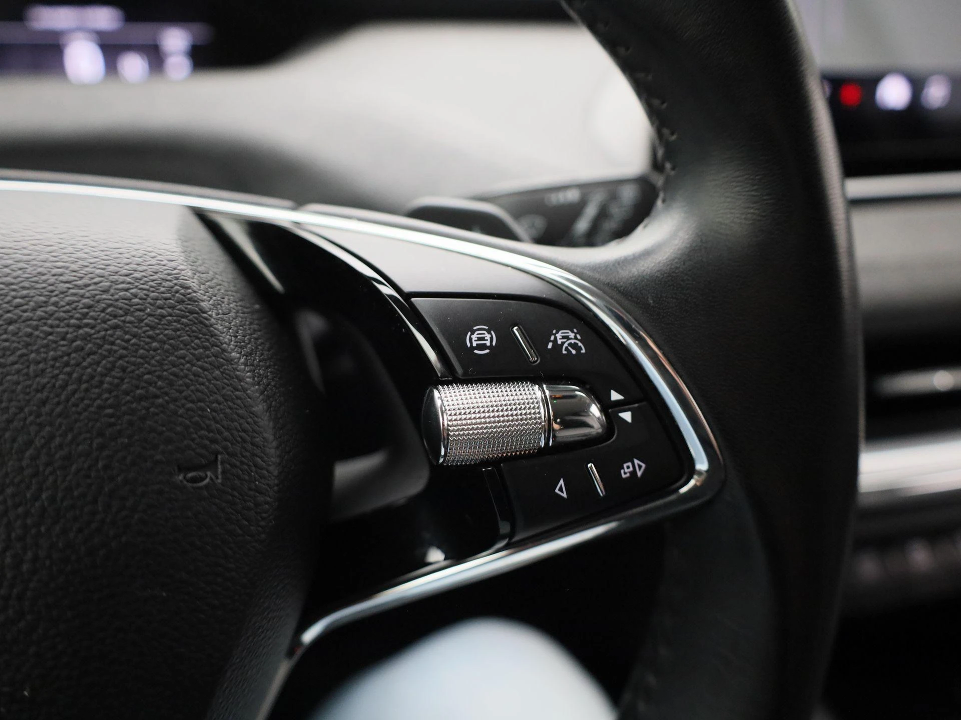 Škoda-Enyaq iV-image-18