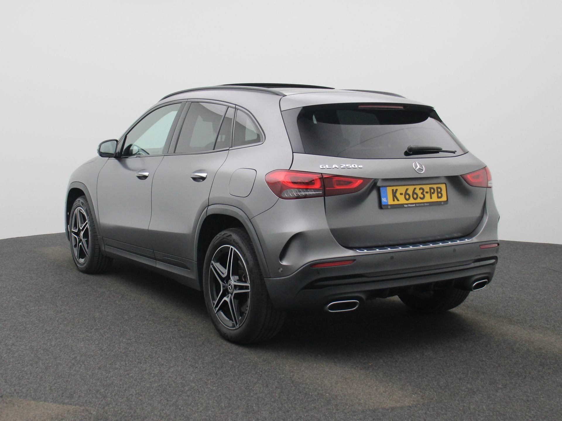 Mercedes-Benz GLA 250 e Business Solution AMG Limited