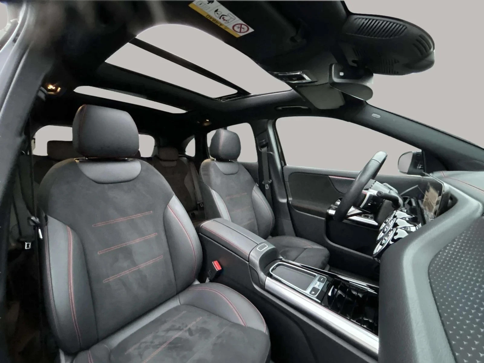 Mercedes-Benz-EQA-image-12