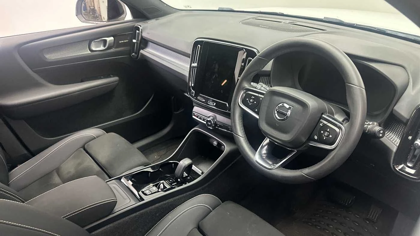 Volvo-XC40-image-4