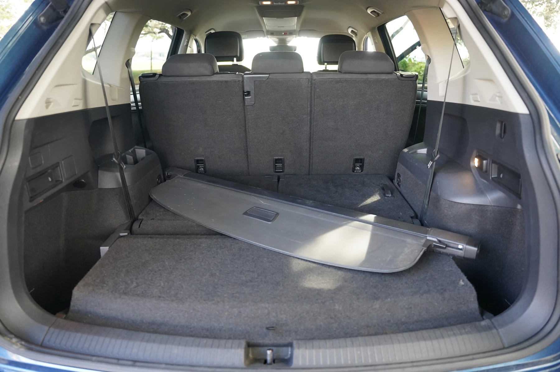 Volkswagen-Tiguan Allspace-image-12