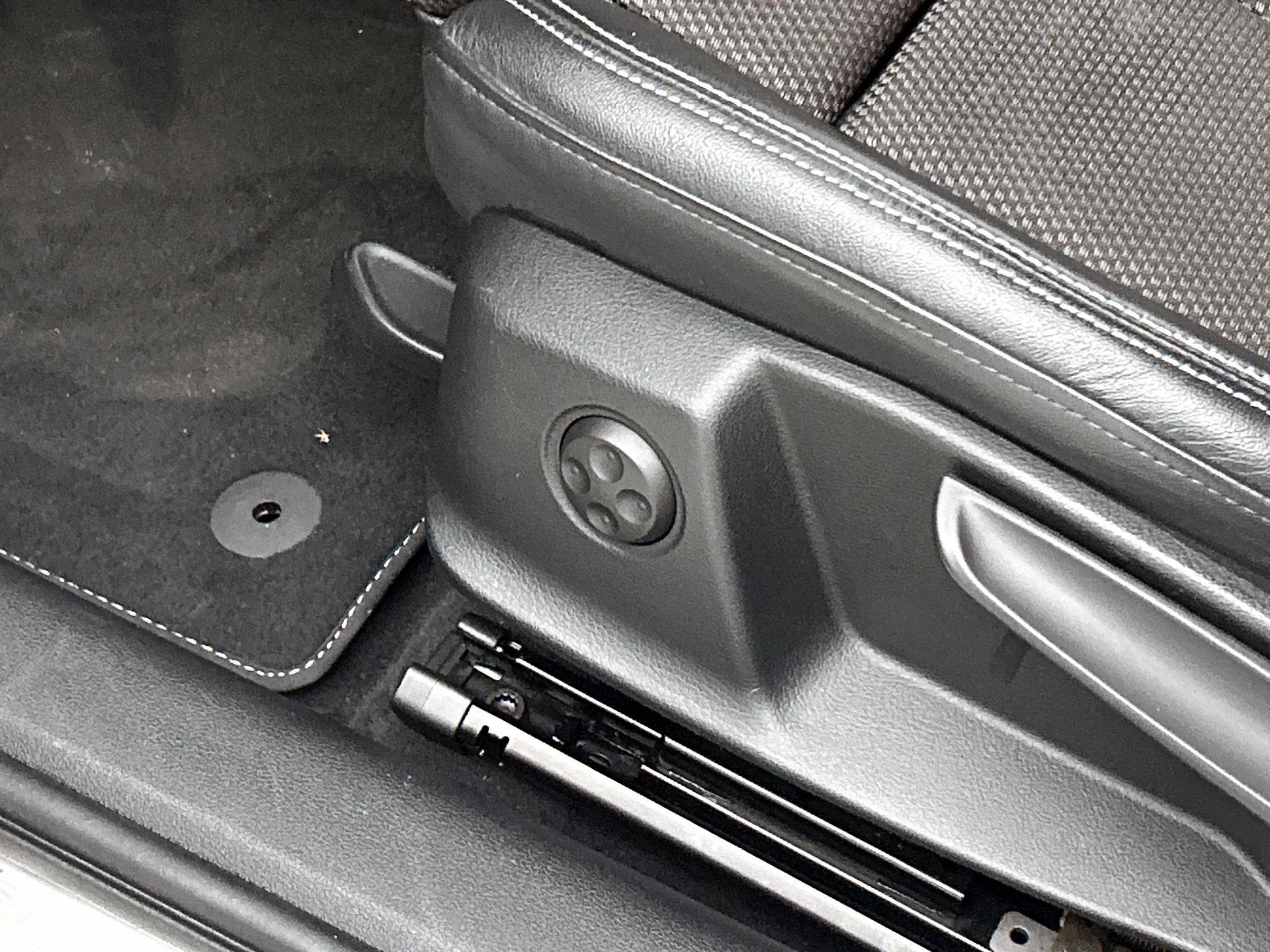 Audi-A4-image-23