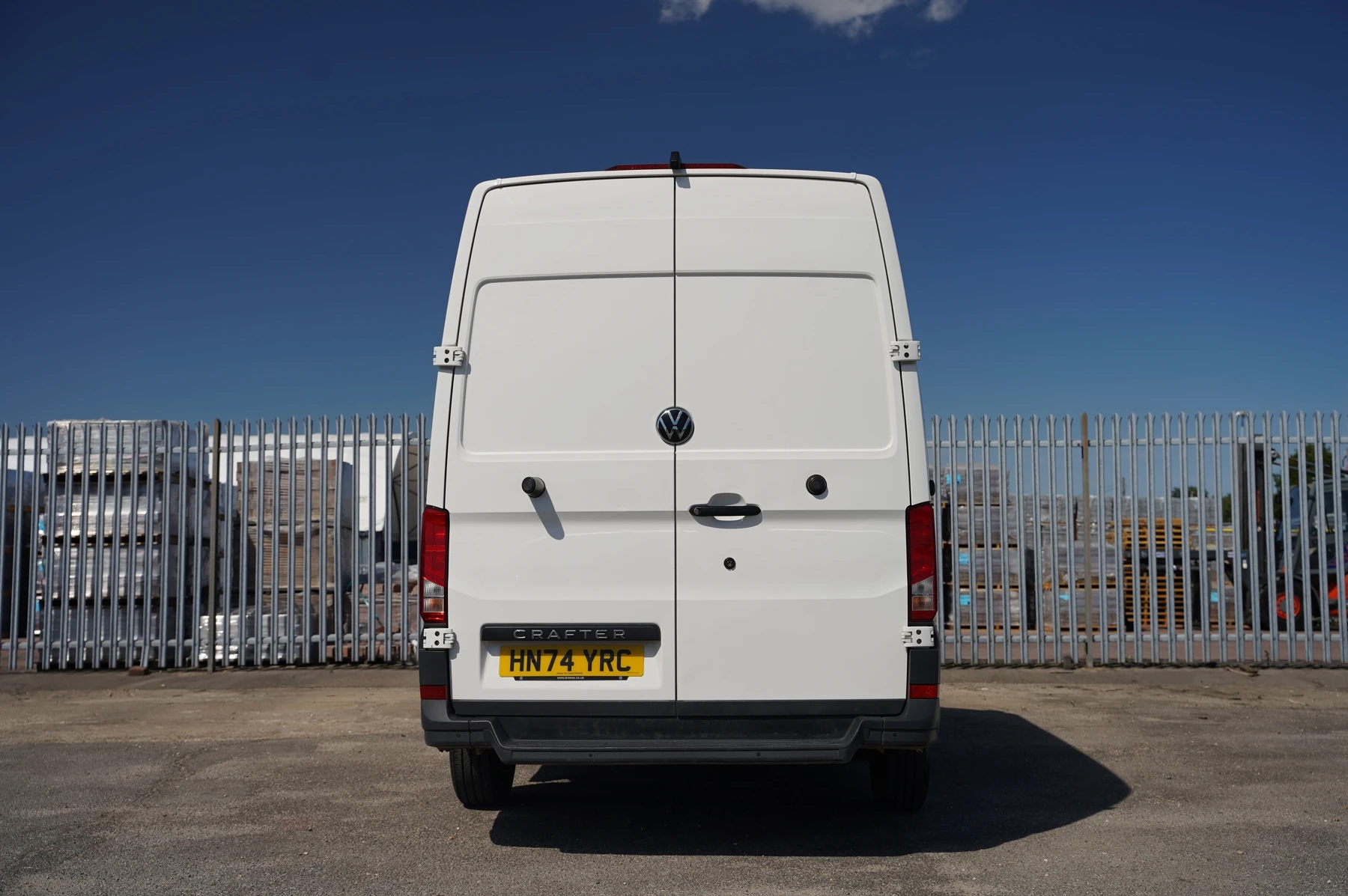 Volkswagen-Crafter-image-10