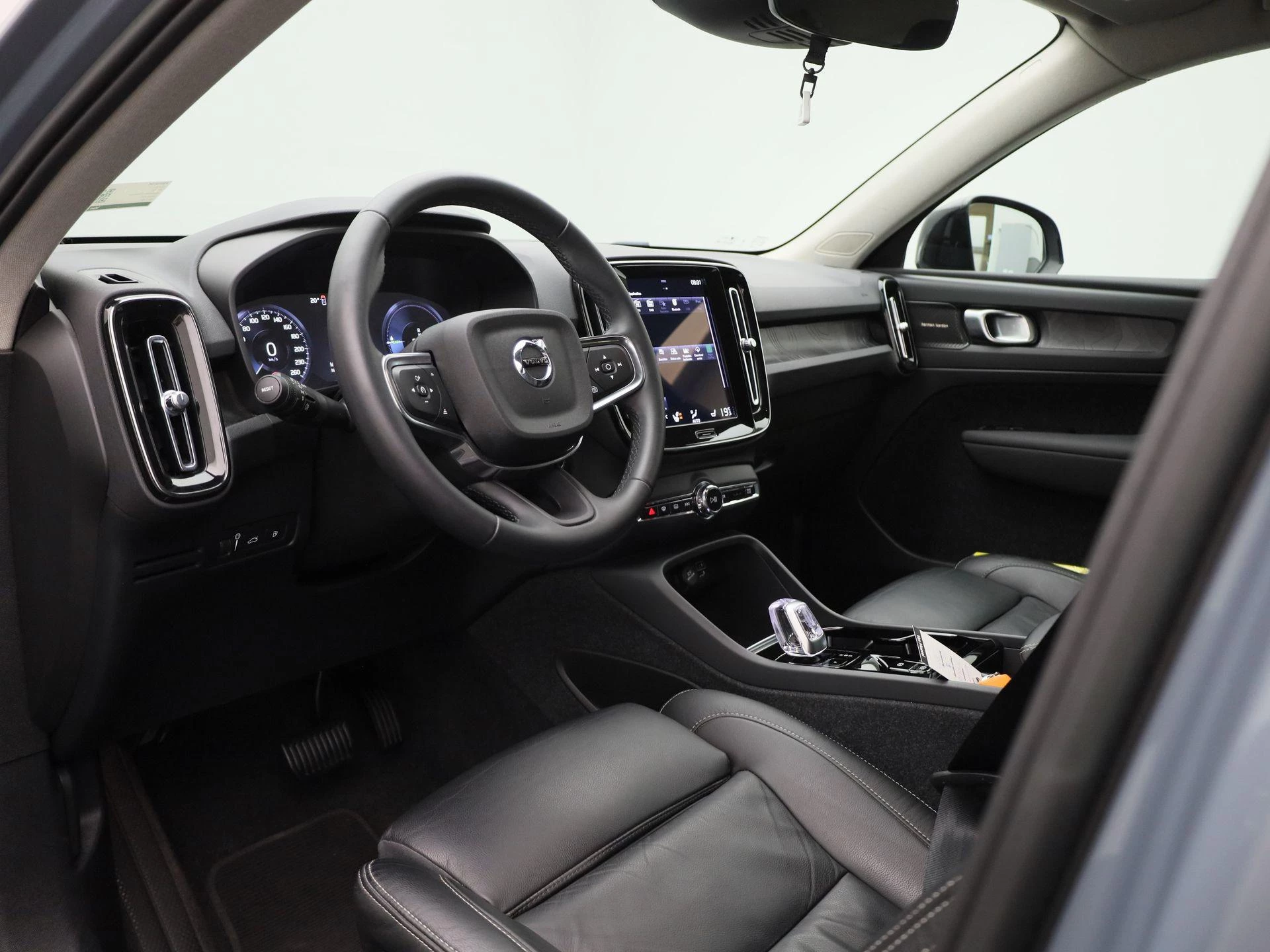 Volvo-XC40-image-35