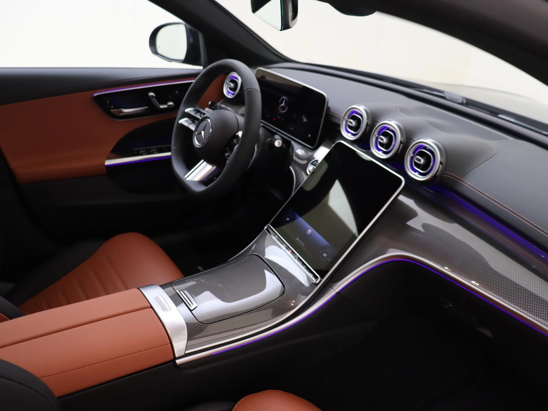 Mercedes-Benz-C-Klasse-image-4