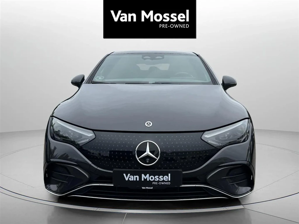 Mercedes-Benz-EQE-image-1