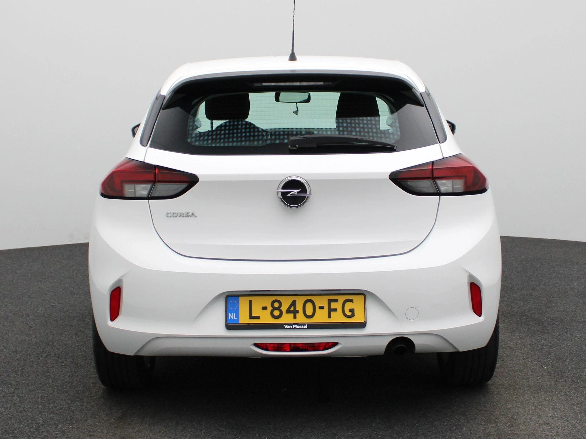 Opel-Corsa-image-4