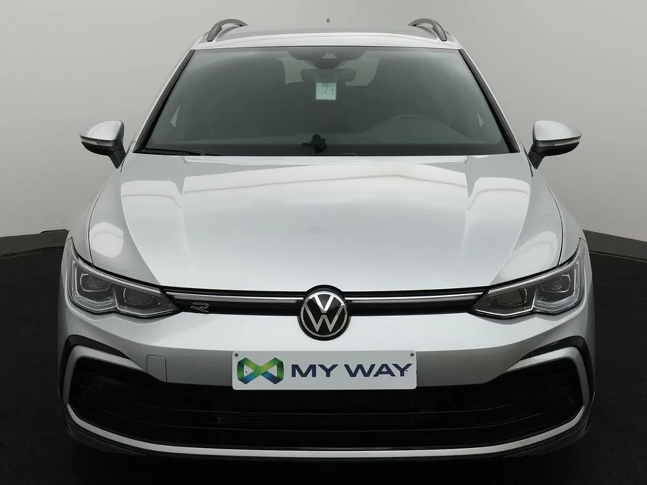 Volkswagen-Golf-image-16