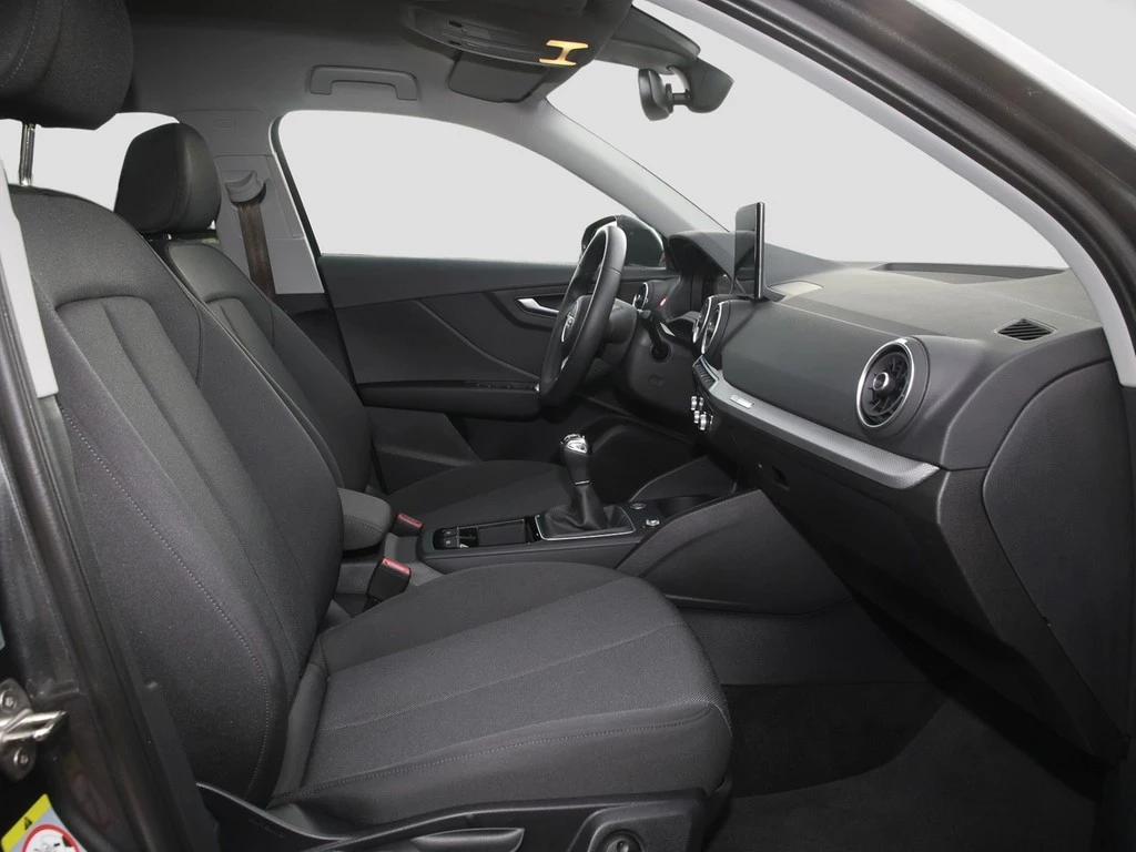 Audi Q2 30 TFSI S Line /Navi